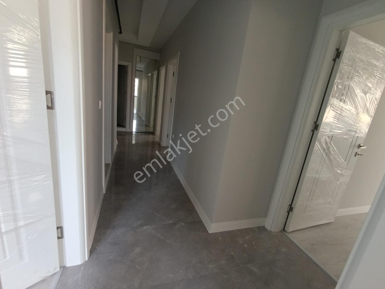 Hamitler Macerapark Karşısı Siteiçi Satılık 3+1 Garajüstü Daire - Görsel 18
