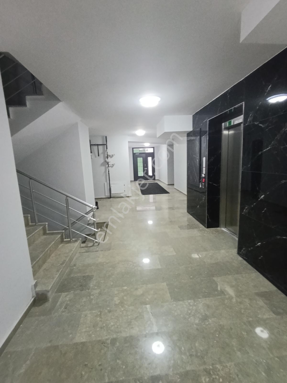 Hamitler Macerapark Karşısı Siteiçi Satılık 3+1 Garajüstü Daire - Görsel 6