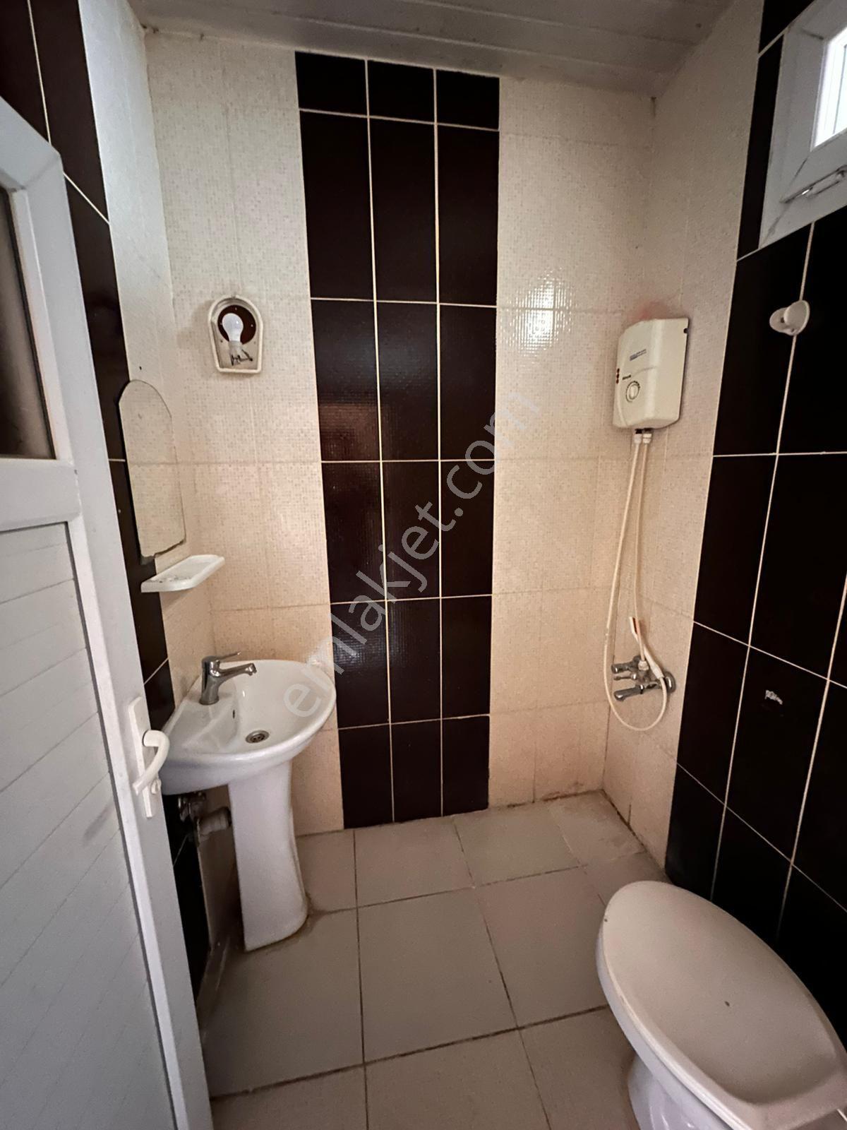 Yeşilyurt Mahallesi Menzil Ekmek Fırını Civarında Kiralık Boş Daire 2+1 - Görsel 16