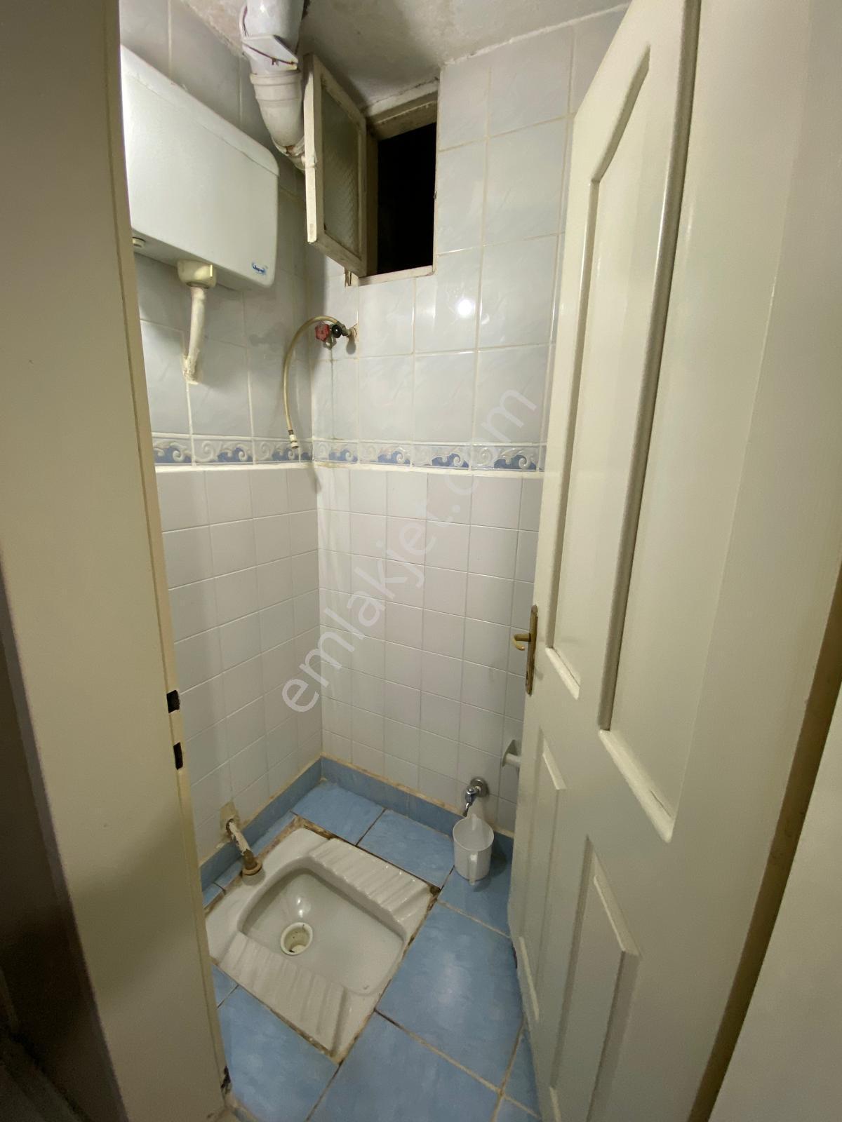 Kırkağaç Merkezde, Hasır Pazarı Yanı, 120 M² Fırsat 3+1 Daire! - Görsel 10