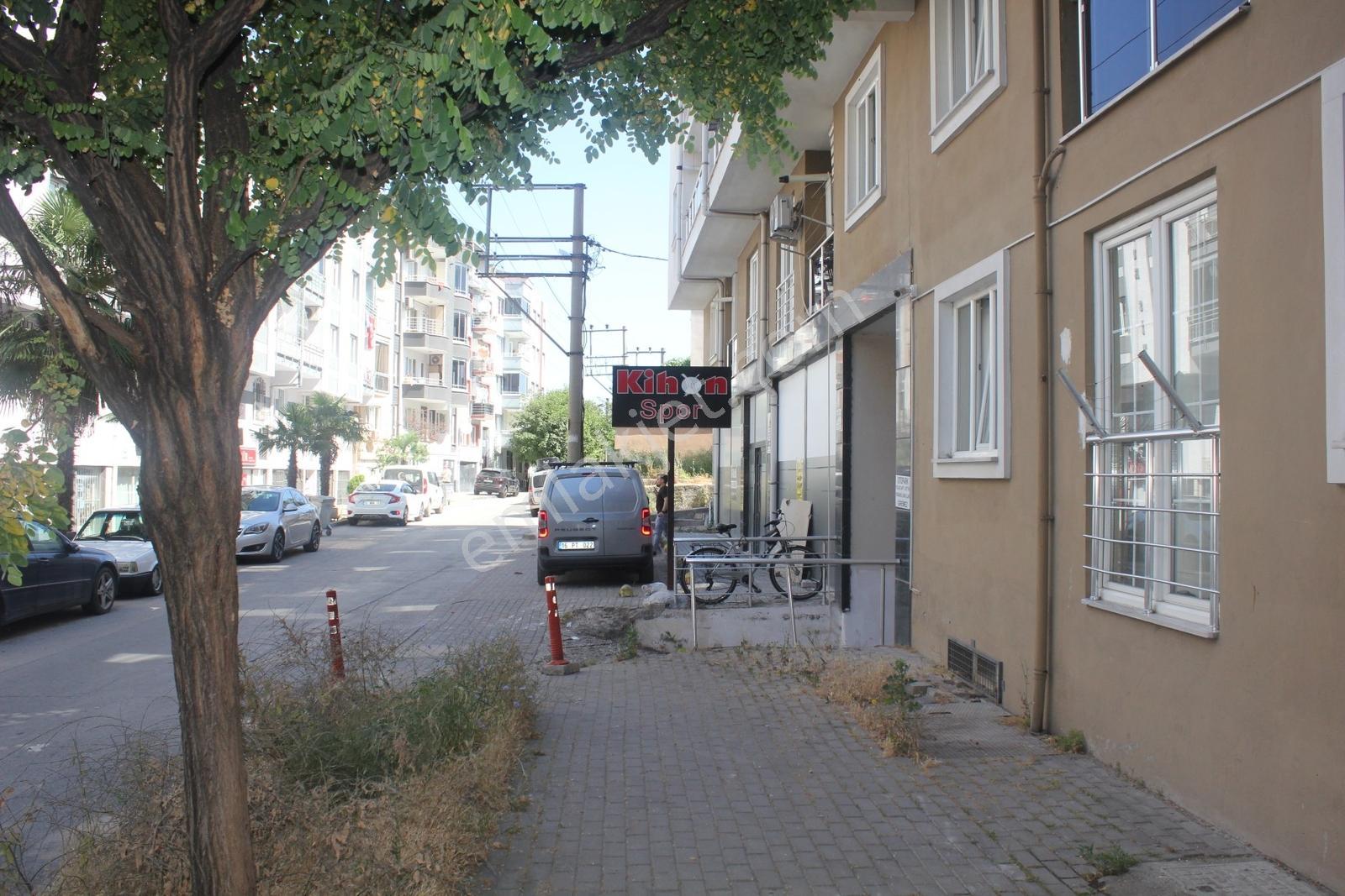 Fethiye'de Mudanya Bulvarı'na Yakın Kiralık 2 Katlı Mağaza - Görsel 2