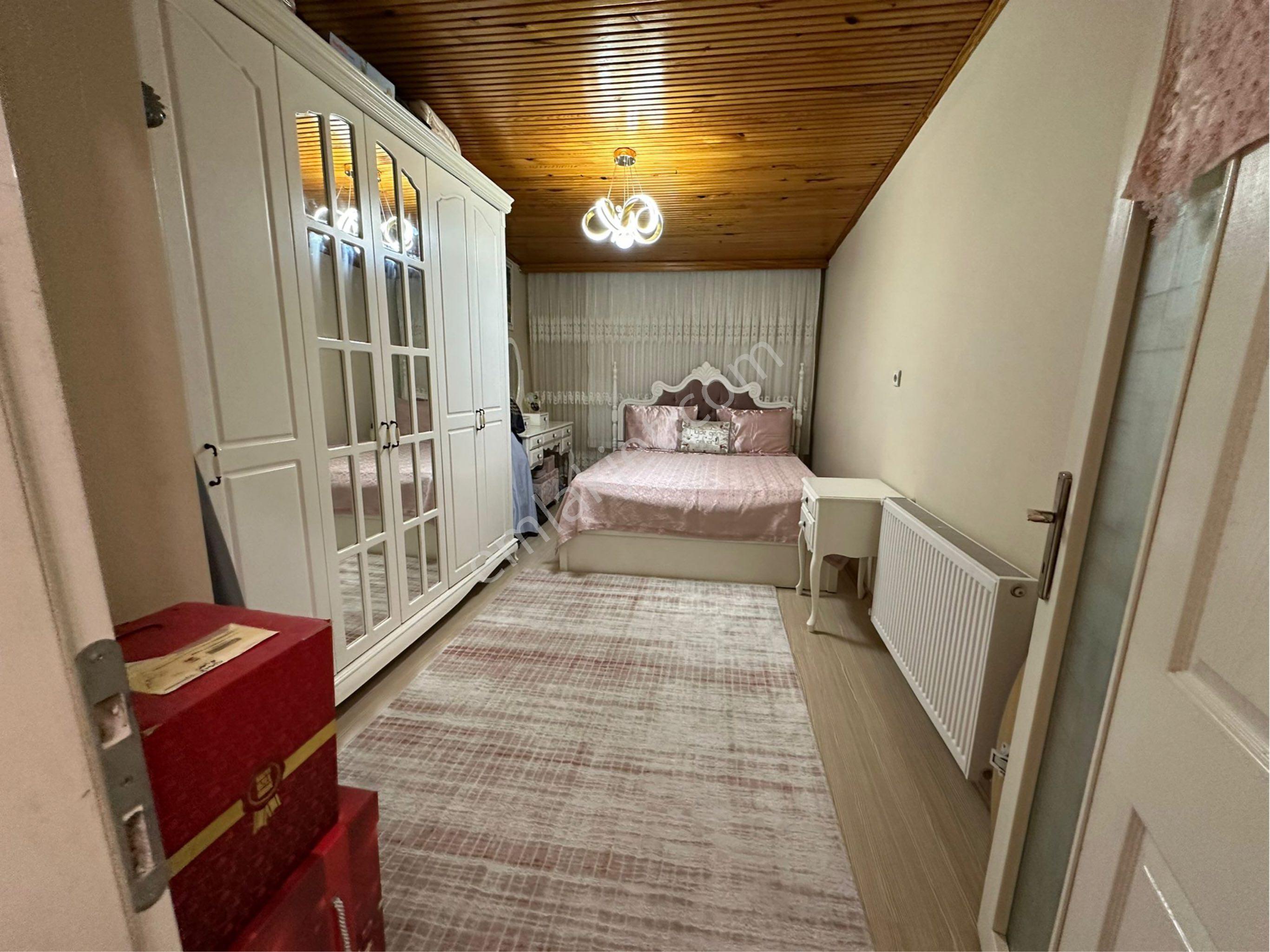 Esentepe Mhl Satılık Düblex Daire 200 M2 Kullanışlı Balkonlu - Görsel 15