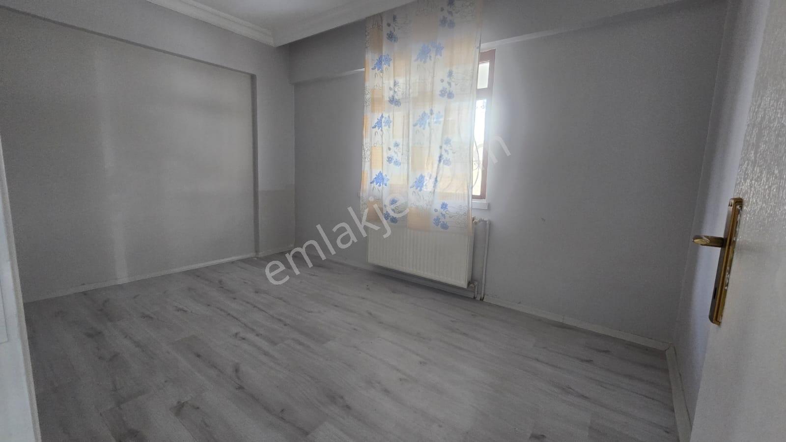 Gülveren Mah 3+1 Yüksek Giriş Balkonlu 100 M2 Kombili Bağımsız - Görsel 3