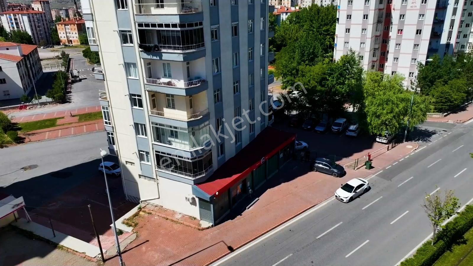 Belsinde Organize Sanayi Yolu, Tramvay Hizasında Satılık Dükkan - Görsel 4