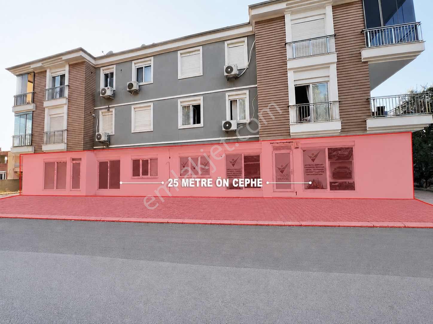 Altınova Orta Mh 180 Metre² 25 Metre Cepheli Geniş Dükkan