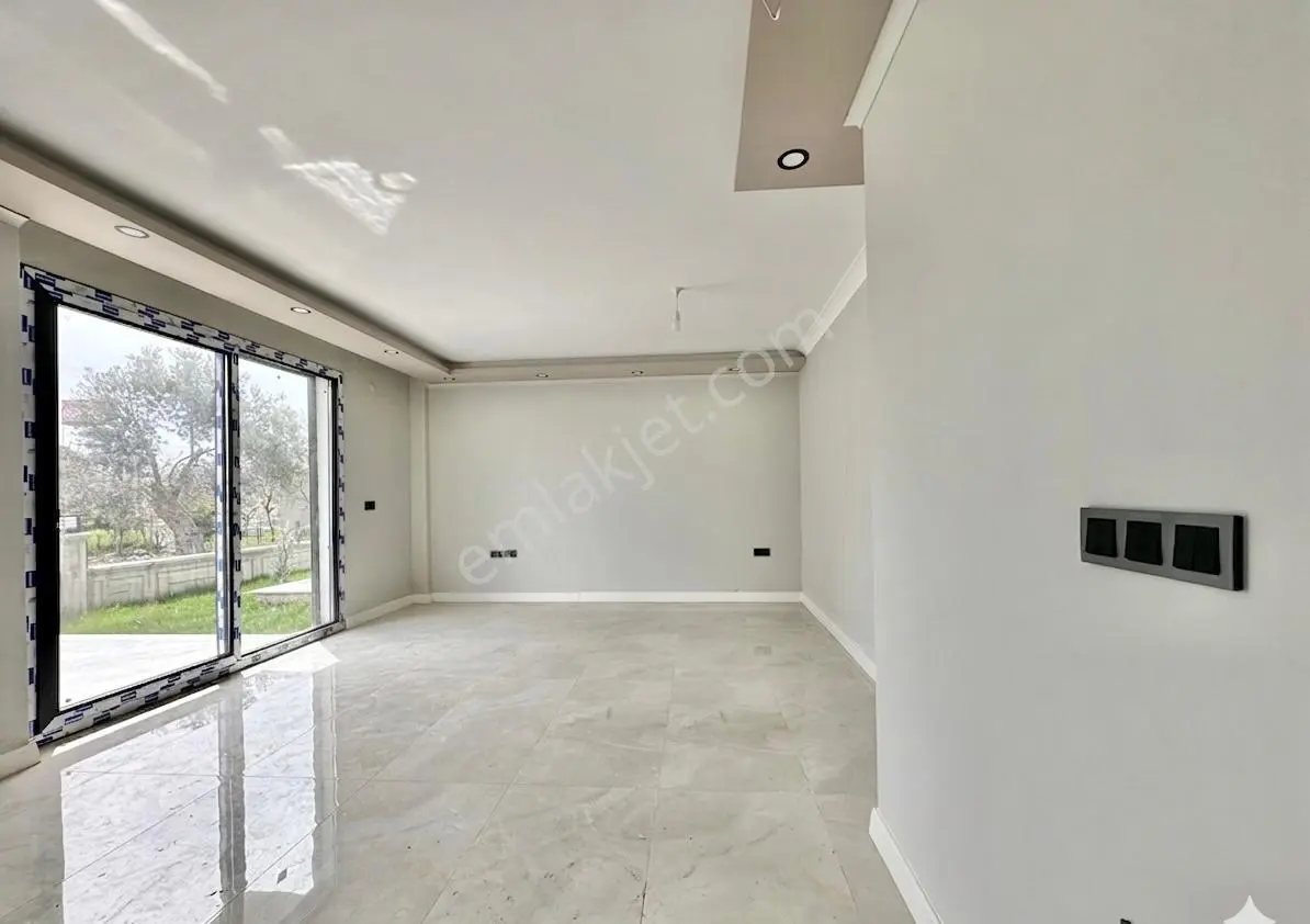 ꧁ay Emlaktan꧂denize Sadece 50 Mt Yüzme Havuzlu Geniş Bahçeli Satılık 3+1 Villa - Görsel 31