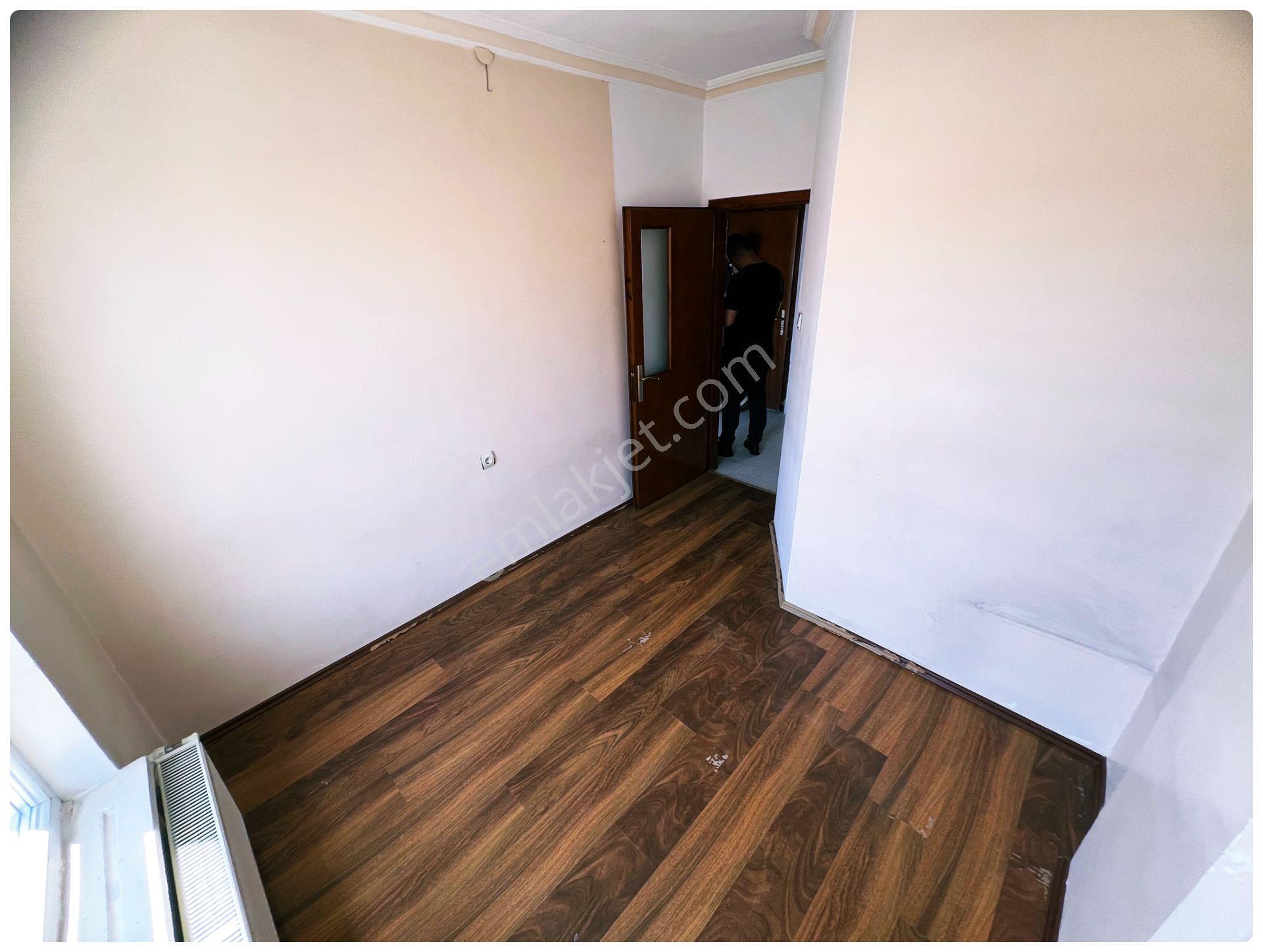 Cihandan Şehitkubilay Mah Özlem Cadde Üstü Katta Satlık 3+1 Dair - Görsel 25