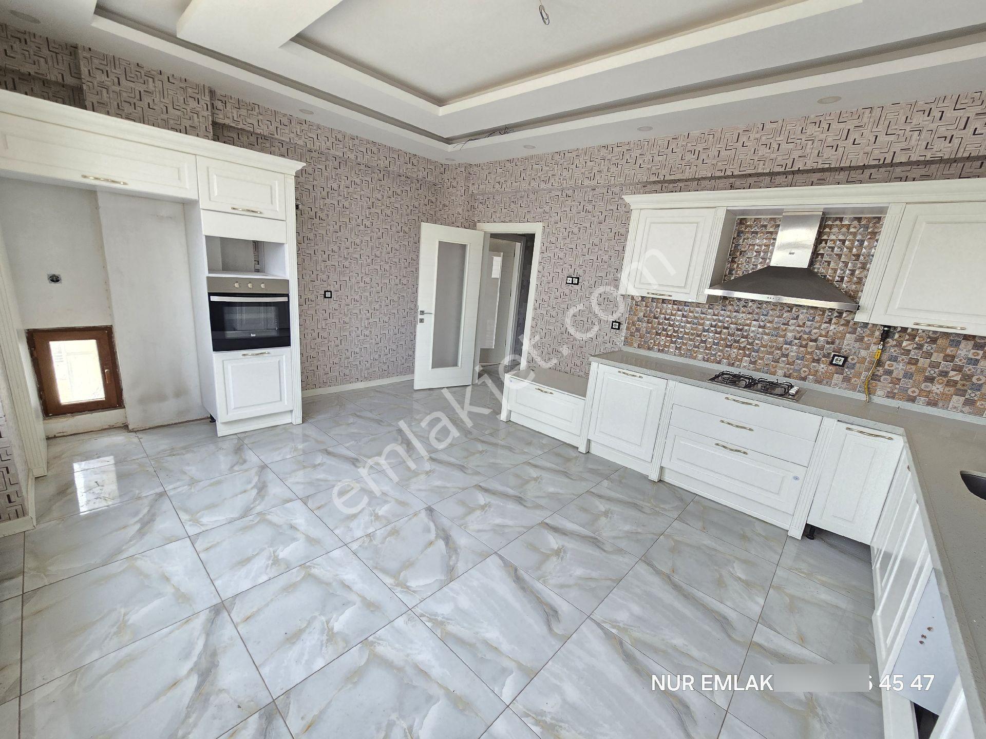 Atakentte Diyarbakır Yolunda Kapalı Otoparklı 4+1 Lüx Daire*nur* - Görsel 14