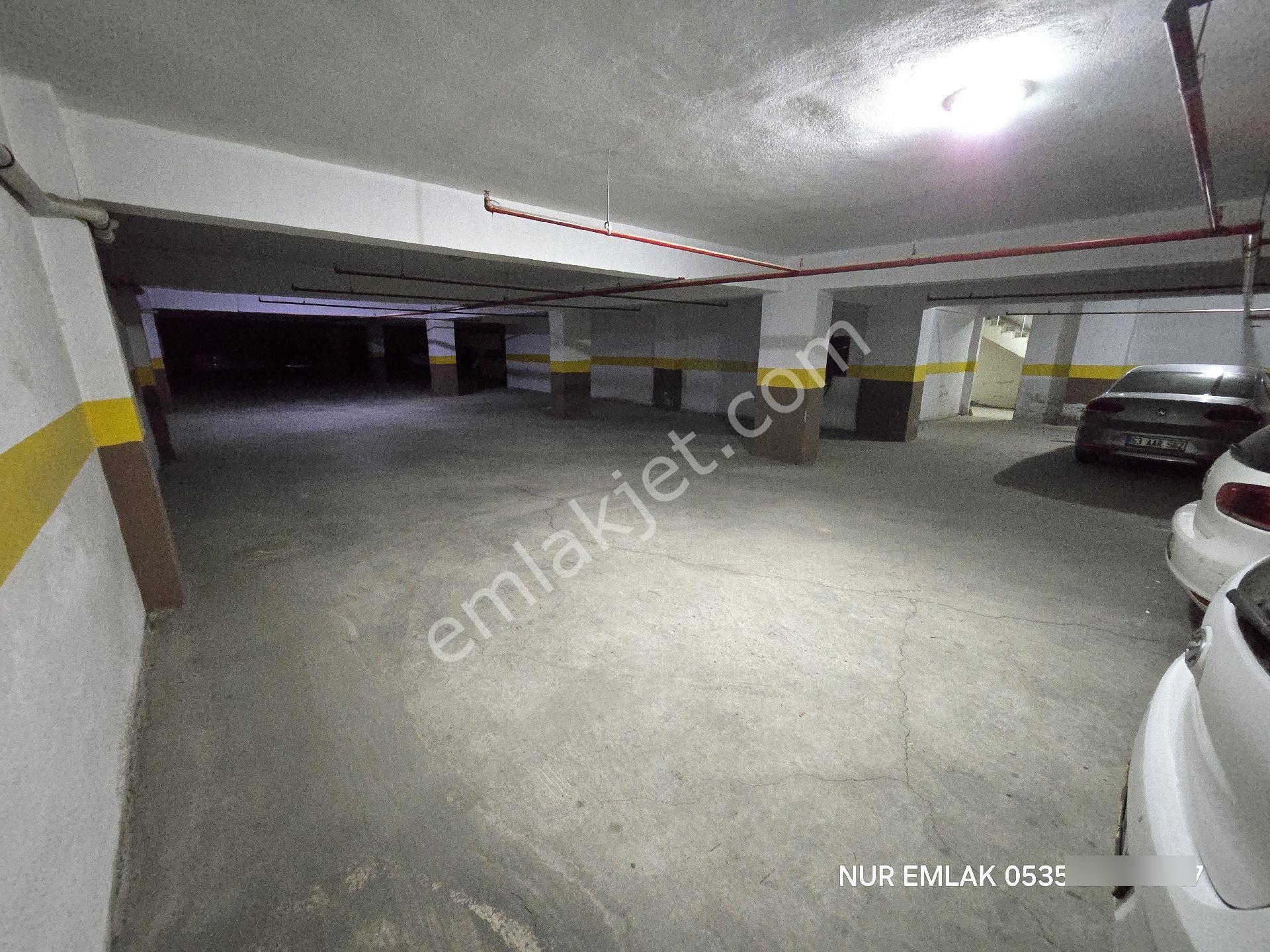 Atakentte Diyarbakır Yolunda Kapalı Otoparklı 4+1 Lüx Daire*nur* - Görsel 30
