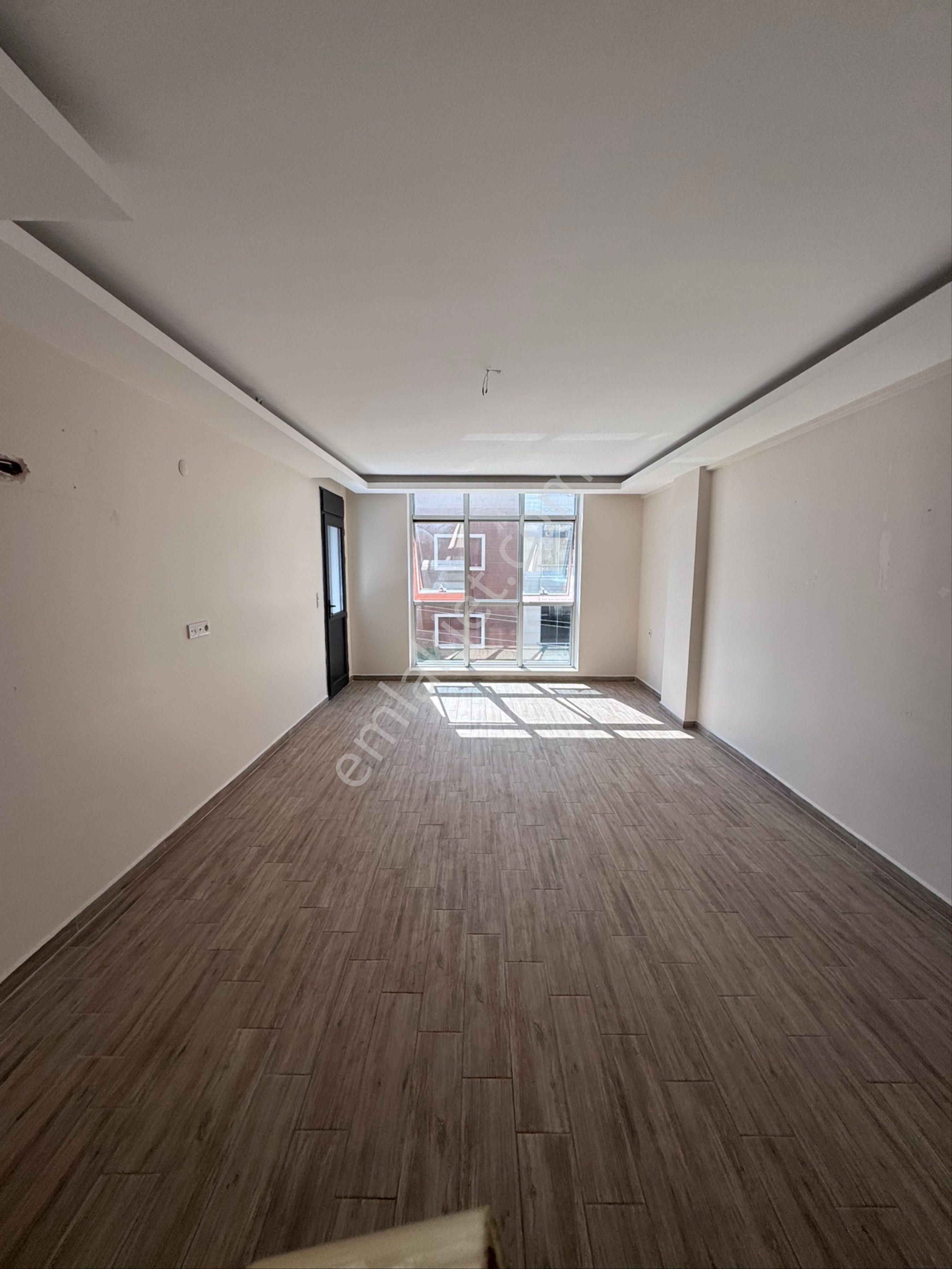 Salihli Cumhuriyet Mahallesinde Kiralık 2+1 - Görsel 4