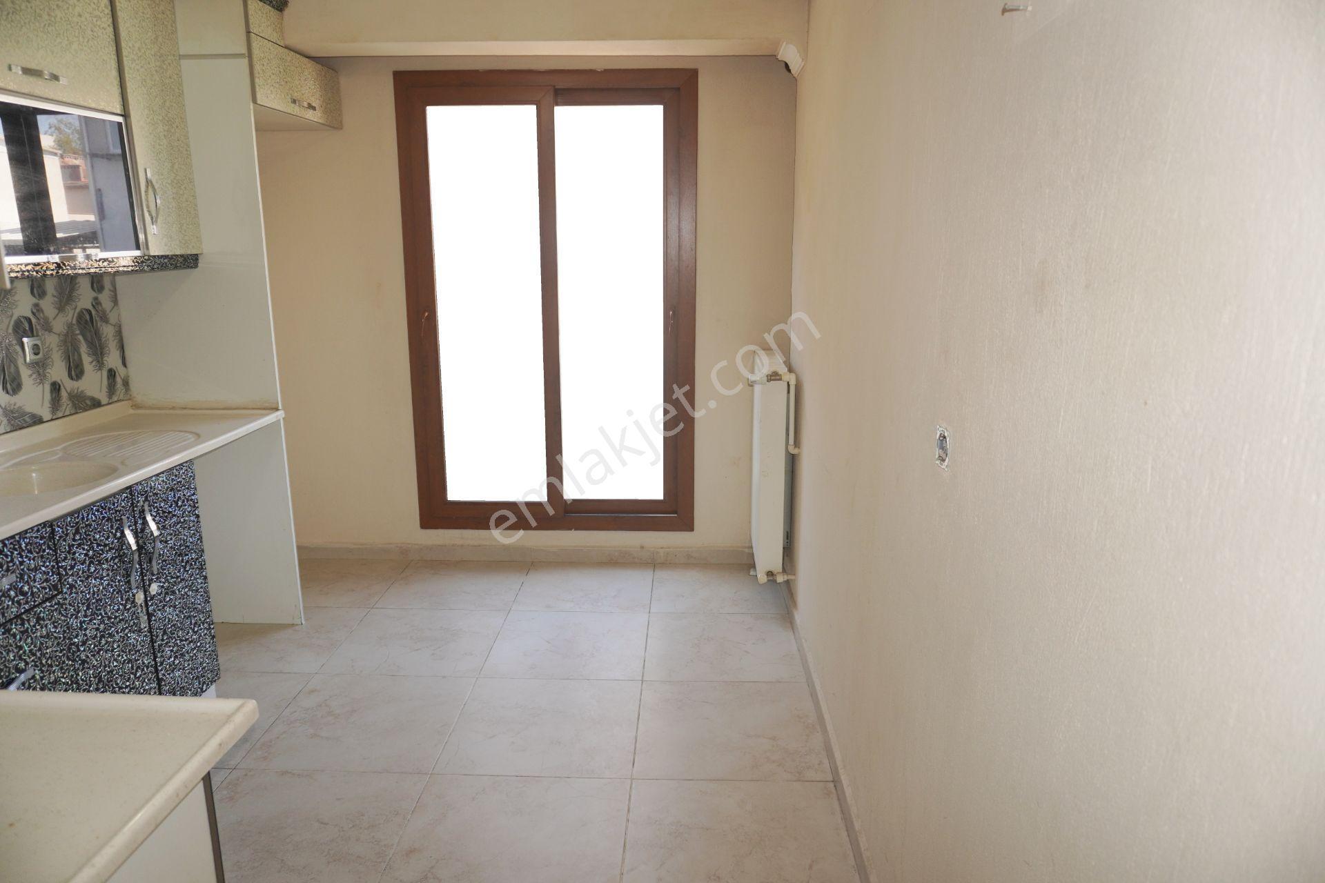 Balatçıkda Kiralık 2+1 Kapalı Mutfak Doğalgazkombili Çiğliserkan - Görsel 3