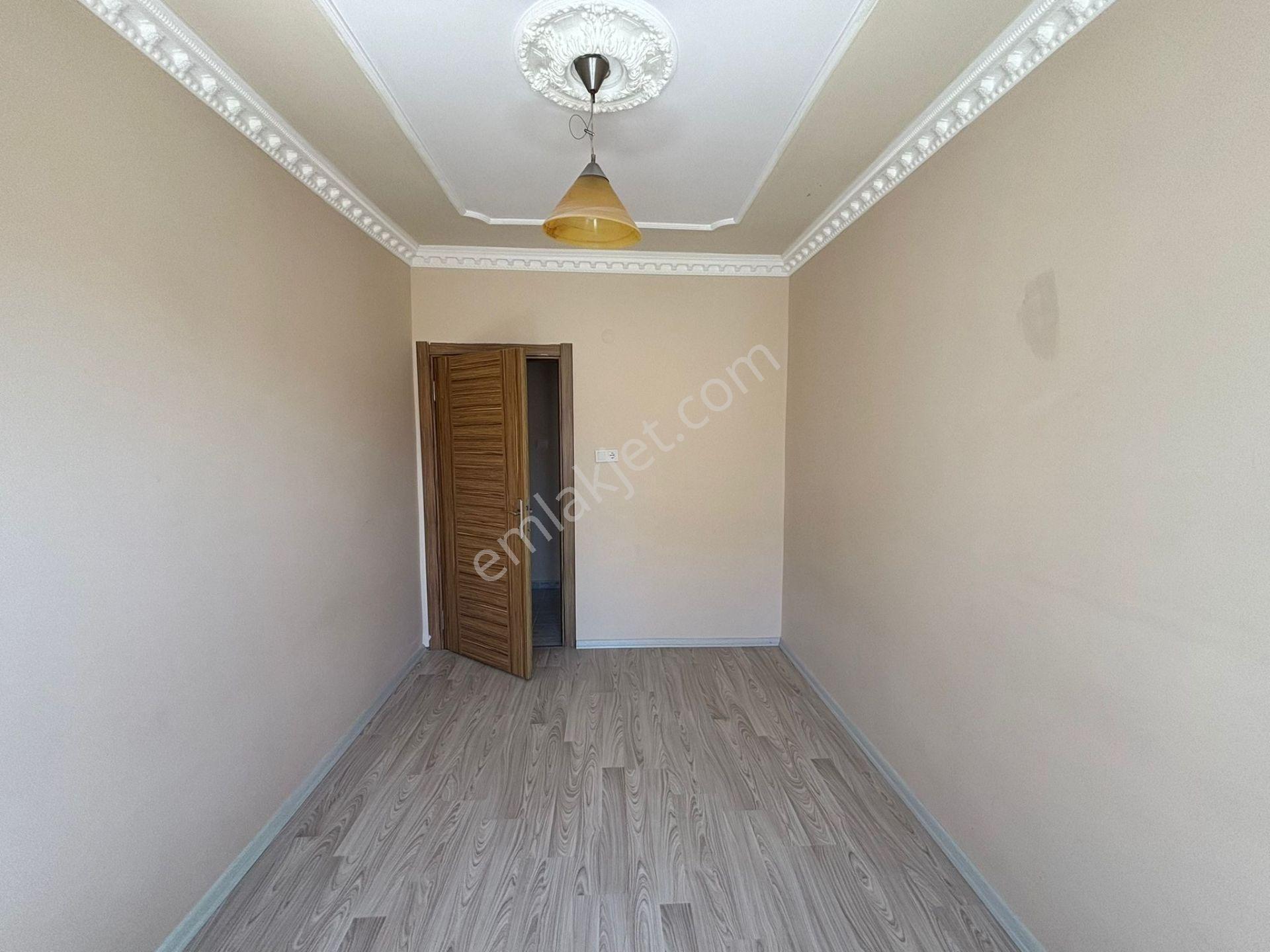 **eryıldız İnşaat'tan**merkezi Konumda İskanlı Kombili Kapalı Balkonlu Lüks 2+1** - Görsel 23