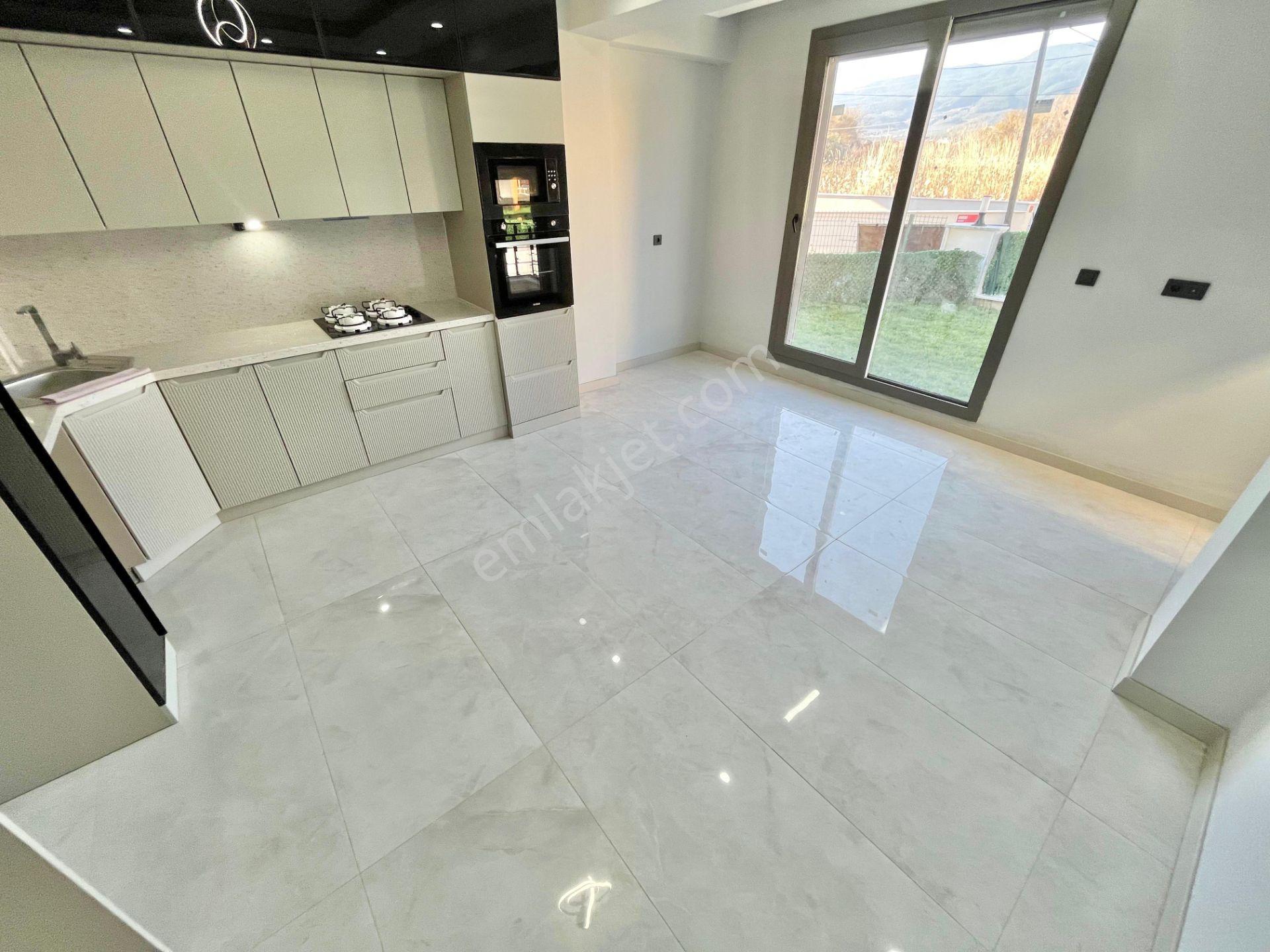 Akçay Ay Emlak'tantahtakuşlar'da Denize Sadece 50 Mt Huzur Bulacağınız Satılık 3+1 Müstakil Villa - Görsel 8