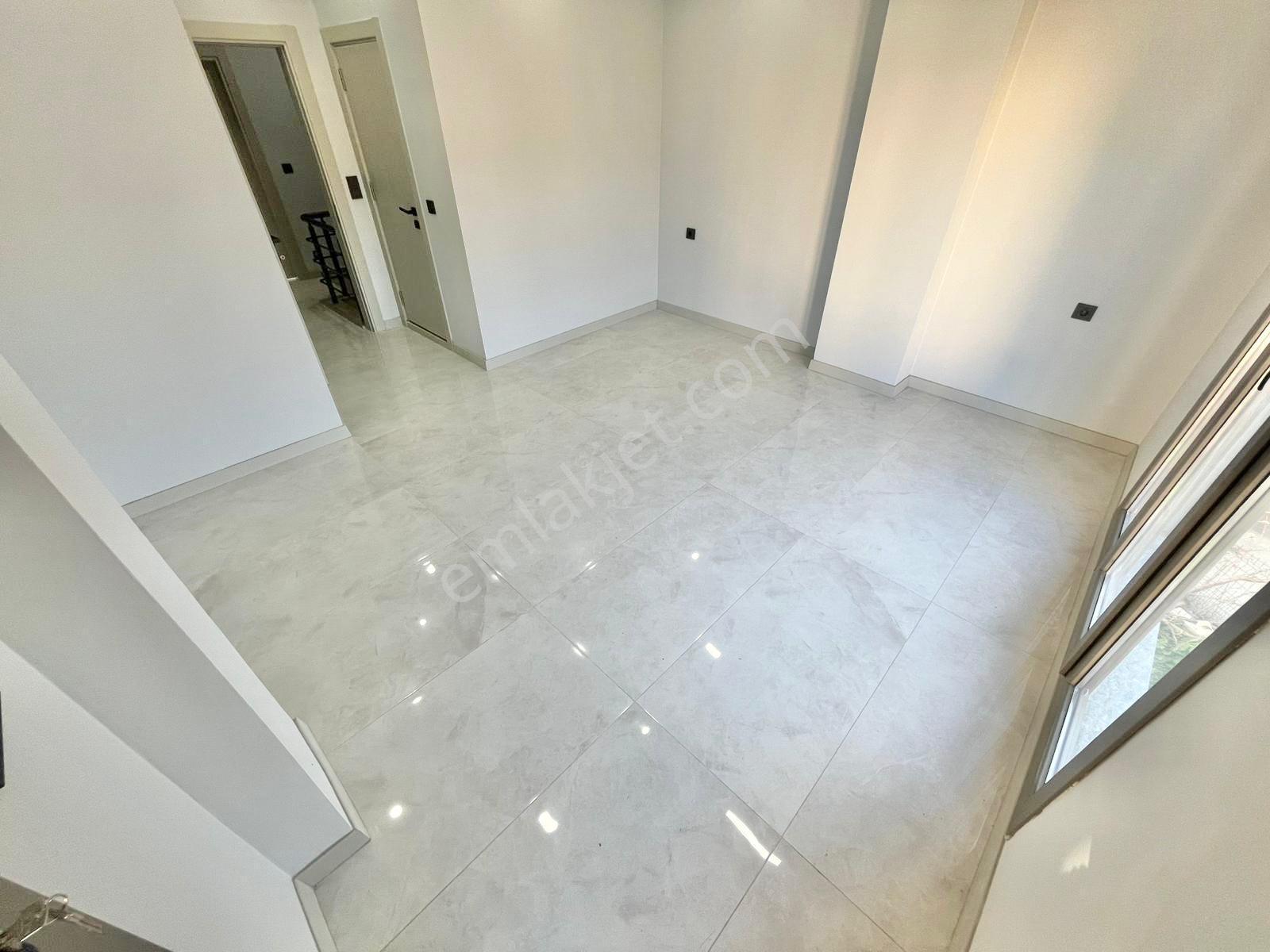 Akçay Ay Emlak'tantahtakuşlar'da Denize Sadece 50 Mt Huzur Bulacağınız Satılık 3+1 Müstakil Villa - Görsel 25