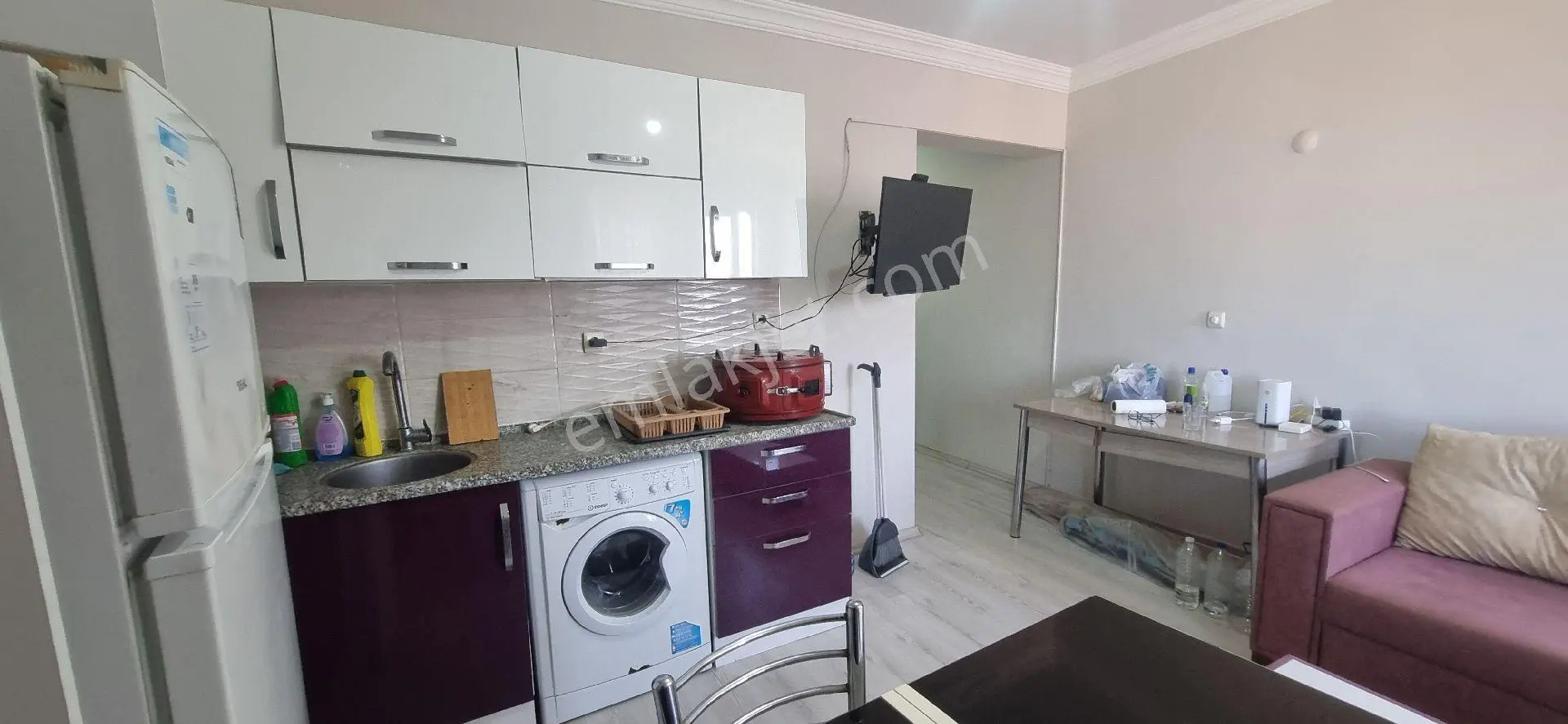 Aydın Nazilli Yöntem Emlaktan Bozdoğan Yolu Üzerinde Klimalı Satılık 1+1 Eşyalı Daire - Görsel 4
