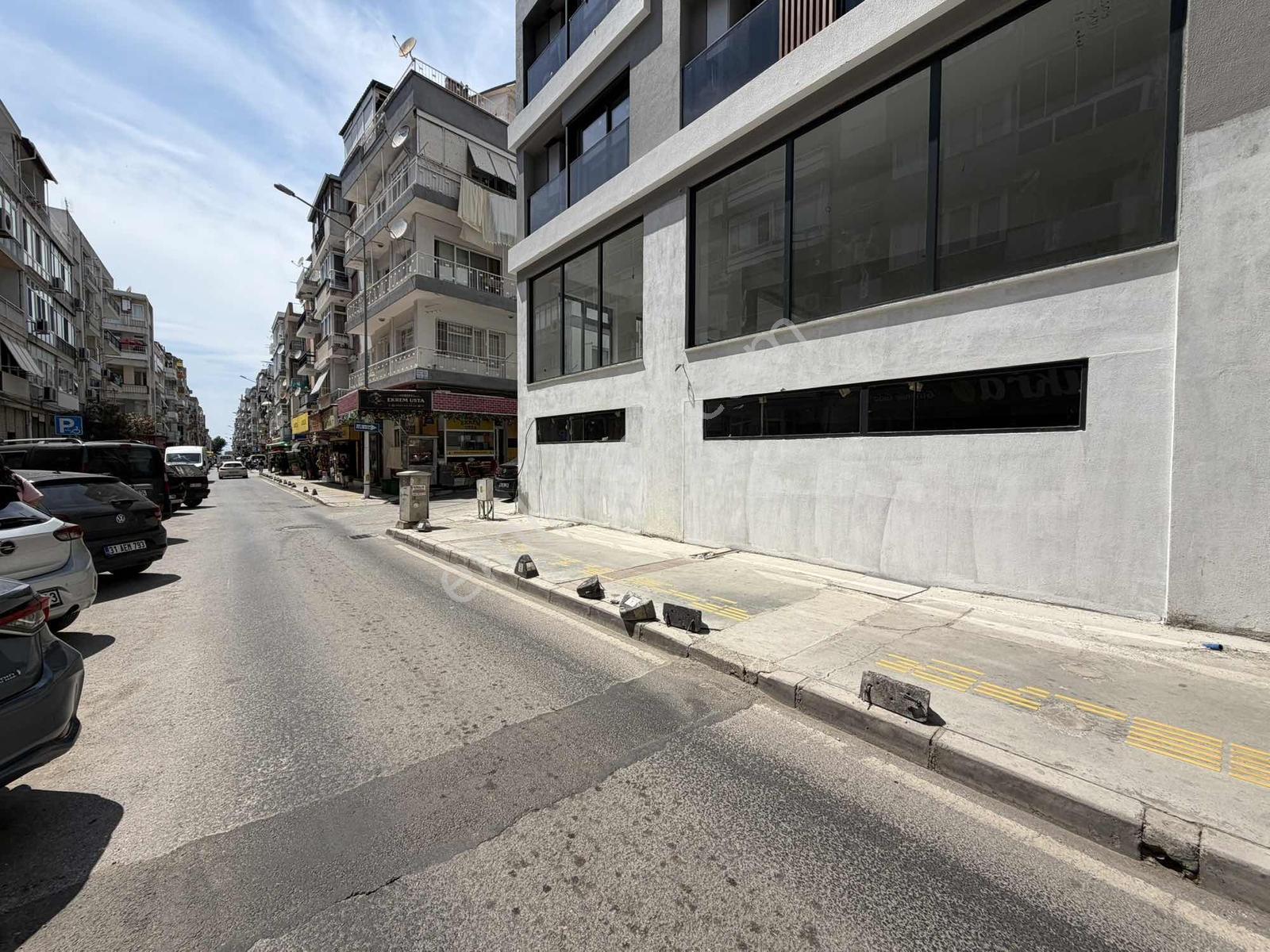 Betonyol Cadde Üzeri Sıfır 180m2 Emsalsiz Kiralık 2 Katlı Dükkan - Görsel 19