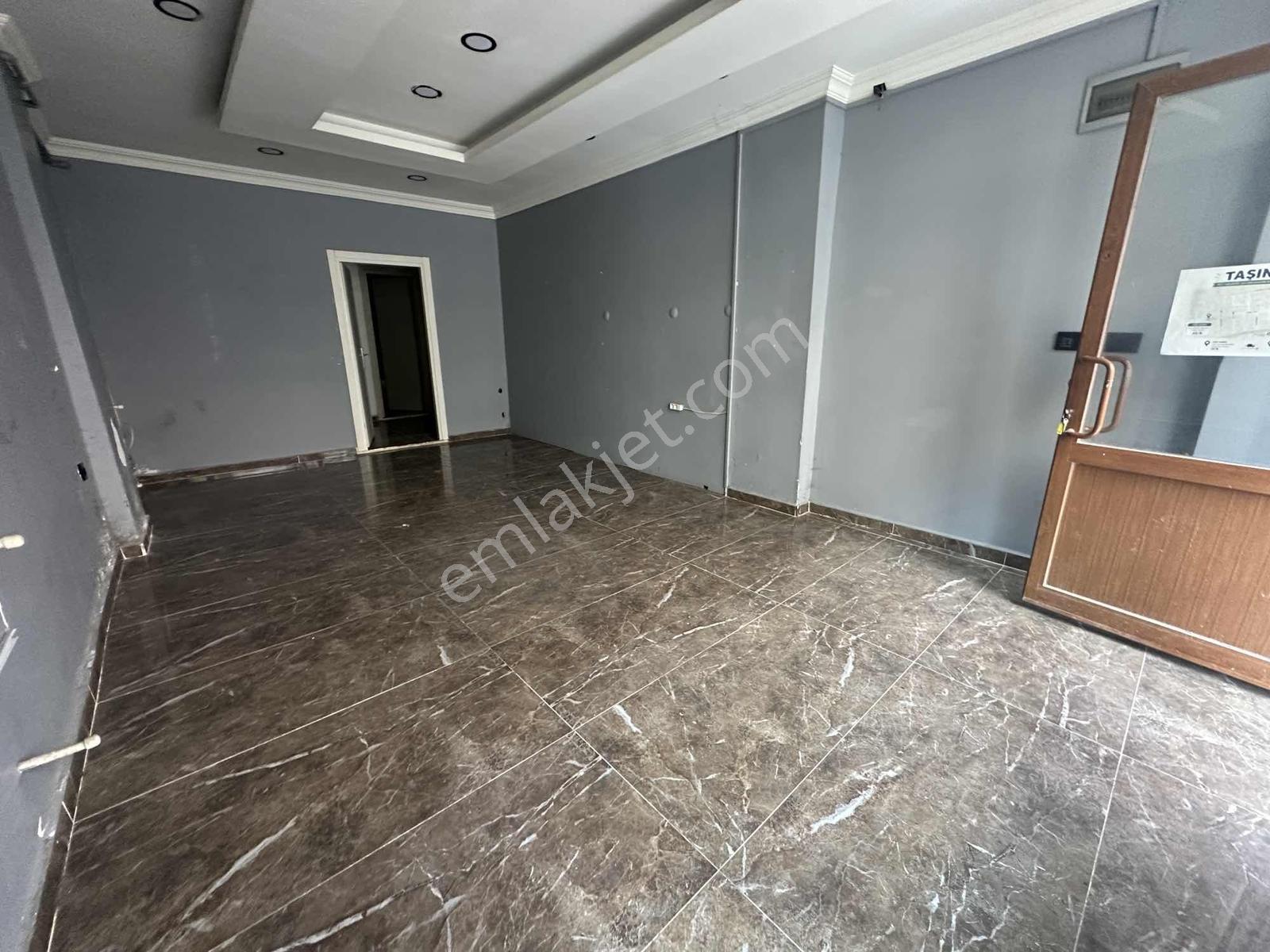 Yalova Merkez Çınarlı Cami Sokakta Kiralık İşyeri - Görsel 3