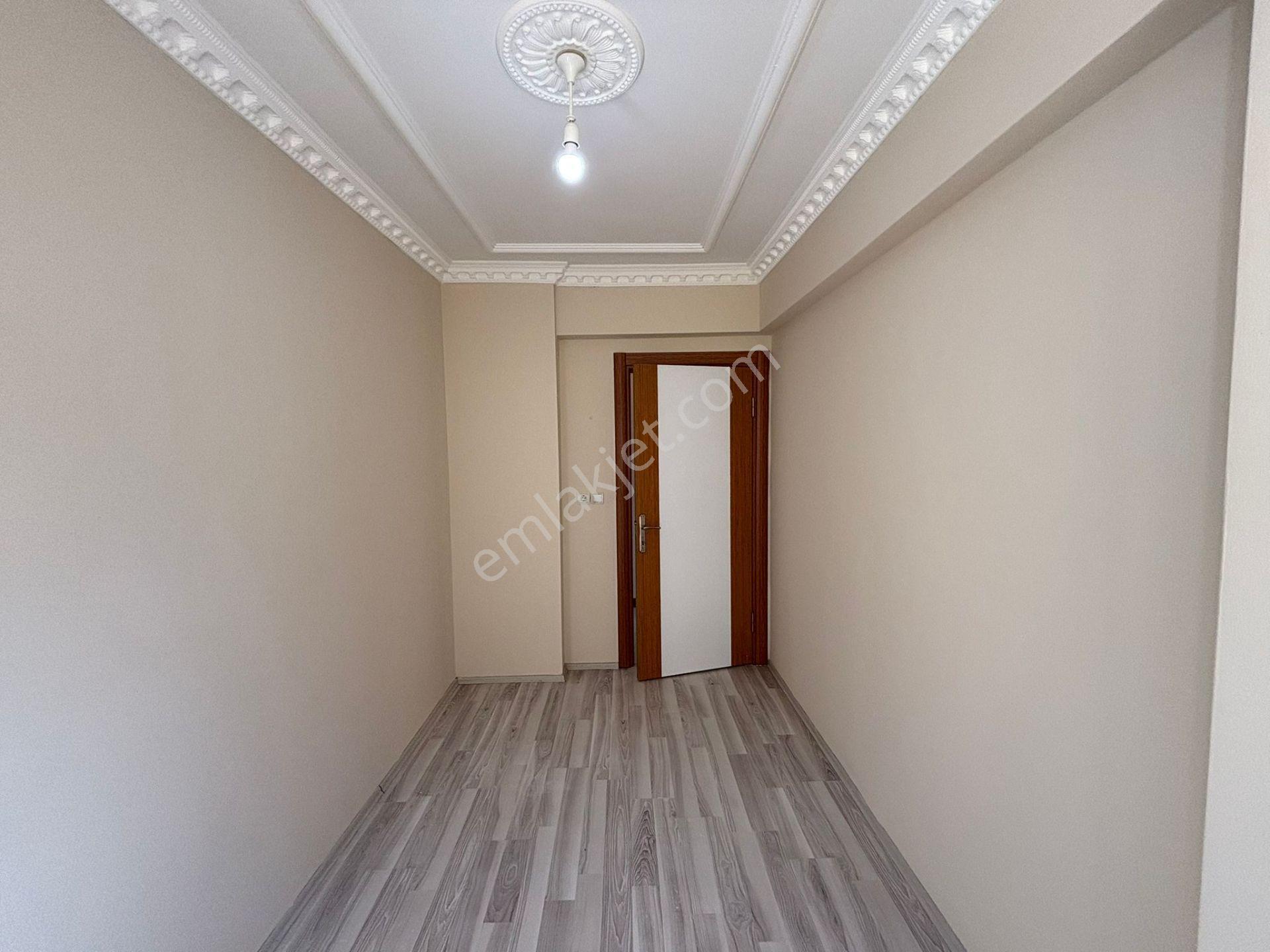 **eryıldız İnşaat'tan**fevzipaşa Mah.trepaş Yanı Çarşı İçinde İskanlı Lüks 2+1 - Görsel 20