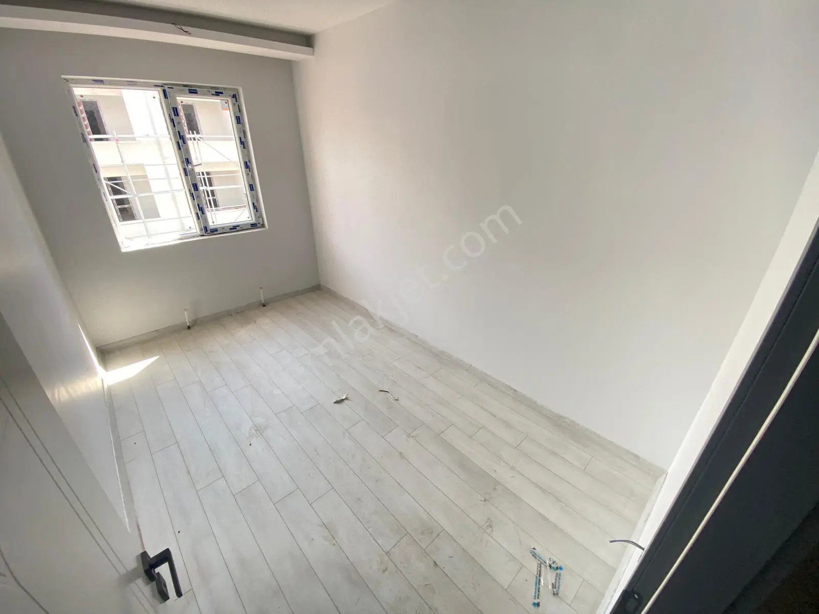 Sincan Saraycıkta 4+1 Emsalsiz Fiyat Lüks Yapıda Saunalı Ebeveyn Banyolu Giyinme Odalı Kilerlidaire - Görsel 13
