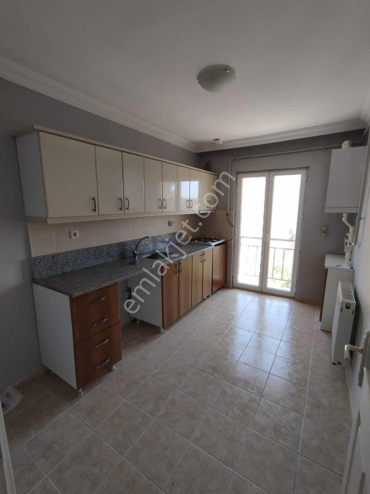**kiracılı Yatırımlık Tokide Satılık 2+1 Ev**