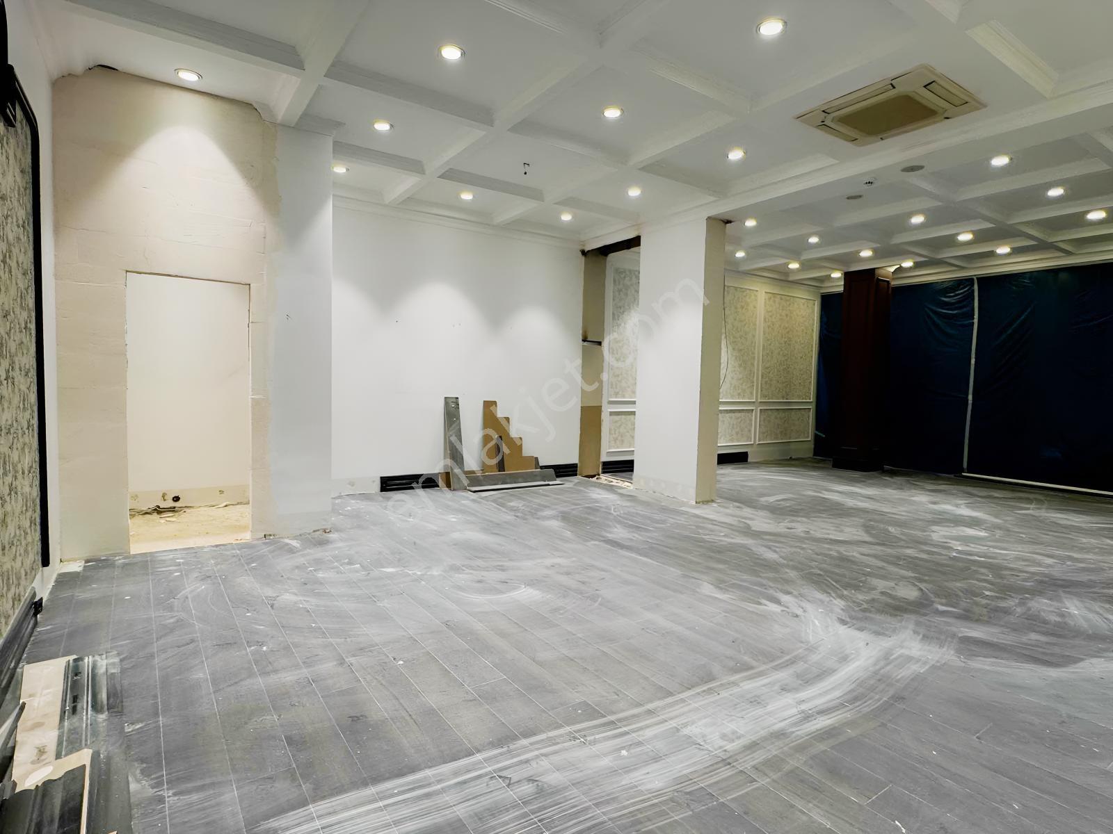 Kadıköy Fener Kalamış Caddesinde 930m² 4 Katlı Dükkan & Mağaza - Görsel 8