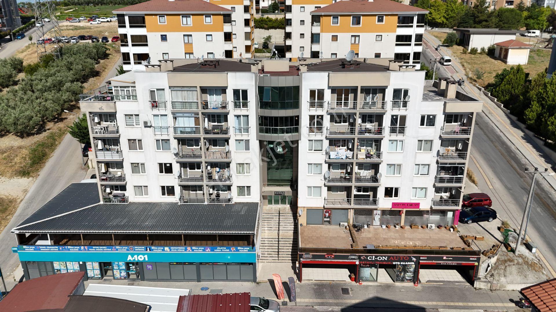 Bahar'dan Dumlupınar'da Merkezi Konumda Sıfır Eşyalı 1+1 Daire - Görsel 24