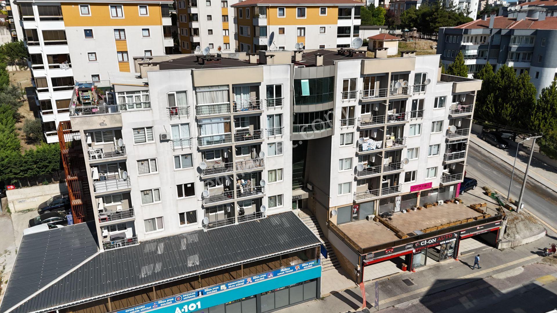 Bahar'dan Dumlupınar'da Merkezi Konumda Sıfır Eşyalı 1+1 Daire - Görsel 25