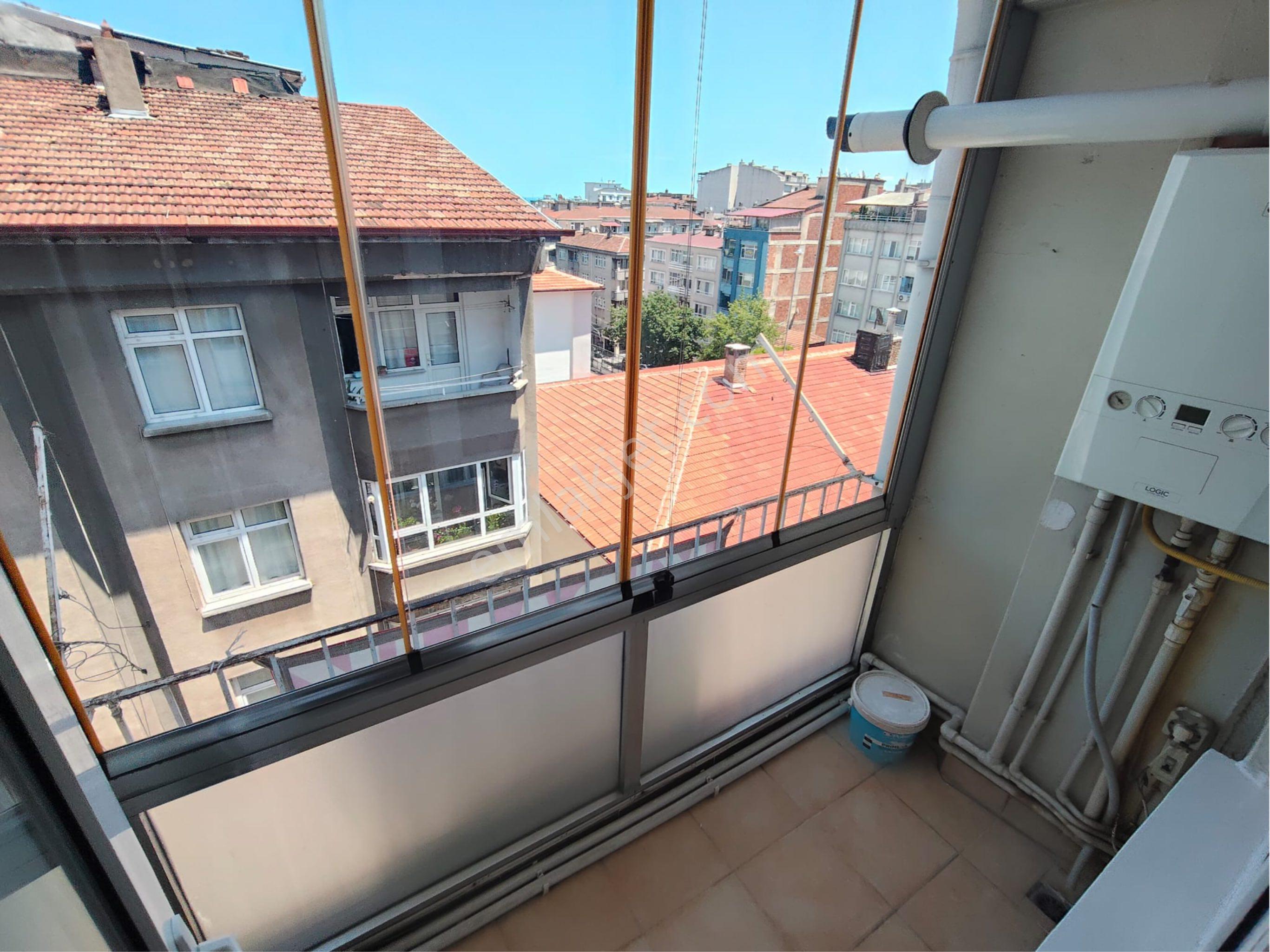 Ciftlik Mahallesinde İci Temiz Kiralık Daire - Görsel 11