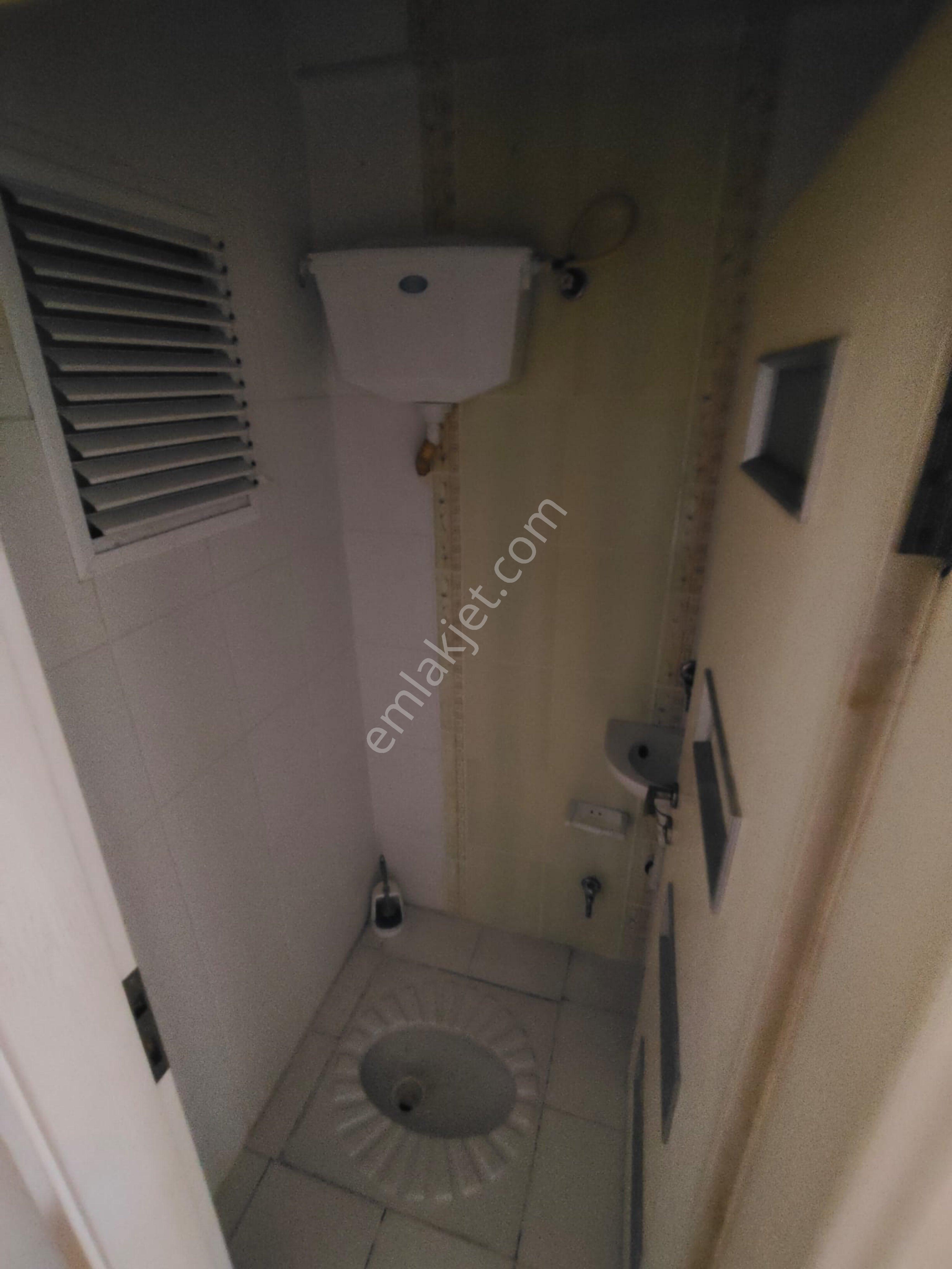 Ciftlik Mahallesinde İci Temiz Kiralık Daire - Görsel 6