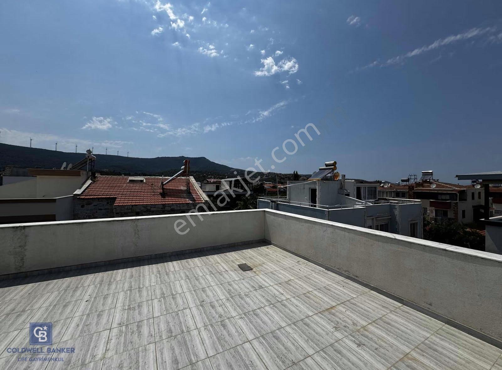 Yeni Foça Gencelli 2+1 Kiralık Villa - Görsel 2