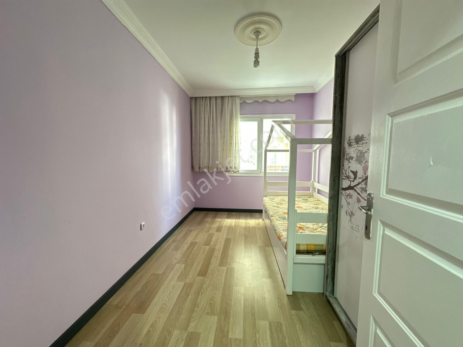 Didim Şehir Merkezinde Asansörlü Binada Ara Kat 3+1 Eşyalı Daire - Görsel 14