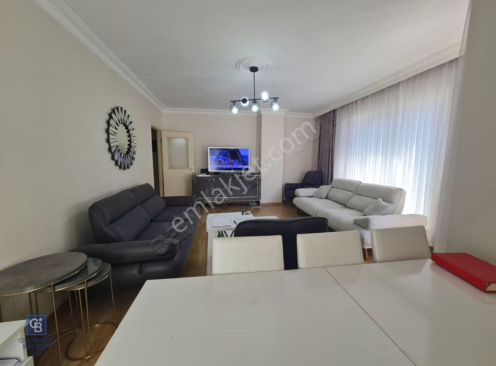 Çekmeköy Mimar Sinan'da Satılık Geniş Ara Kat Daire - Görsel 3