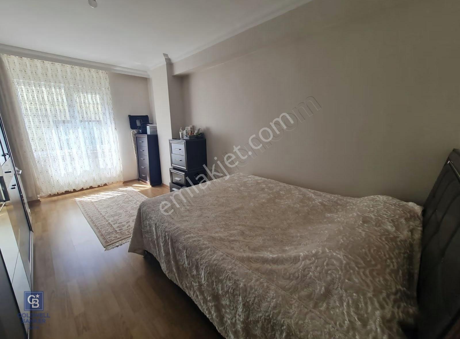 Çekmeköy Mimar Sinan'da Satılık Geniş Ara Kat Daire - Görsel 19