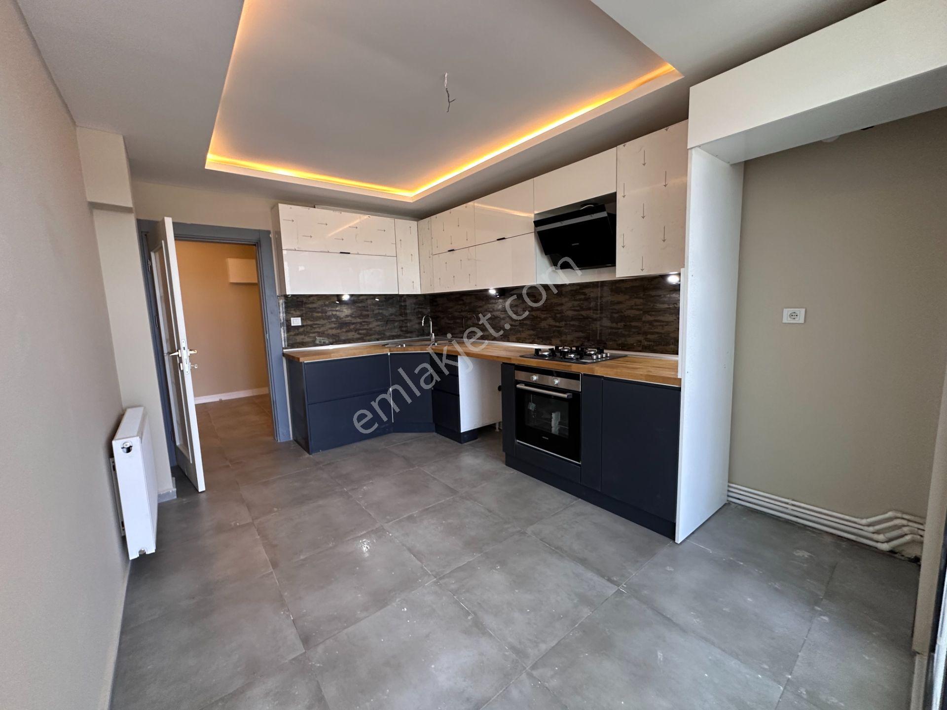 Mera Emlaktan Hamidiye Mah. Emsalsiz 3+1 155 M2 Sıfır Daire - Görsel 28
