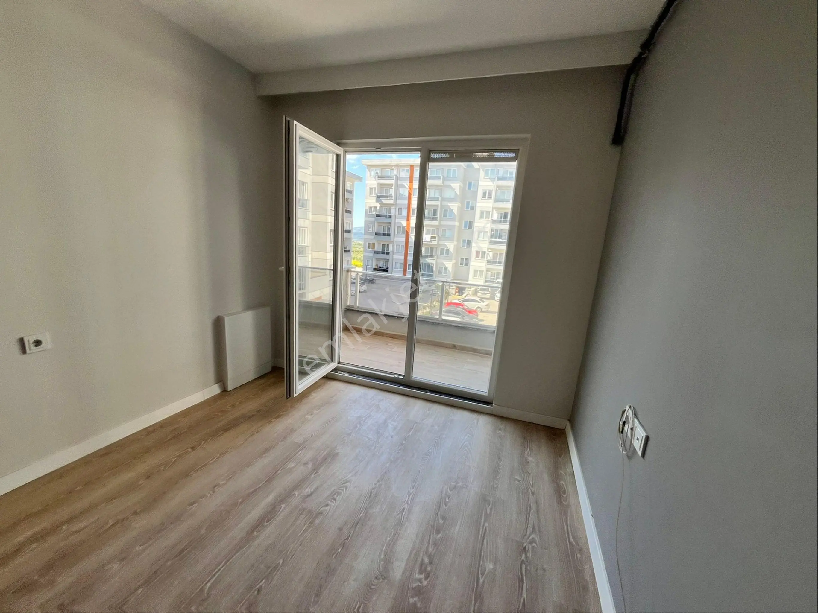 Bahar'dan Dumlupınar'da 2+1 Eşyasız Kiralık Daire - Görsel 5