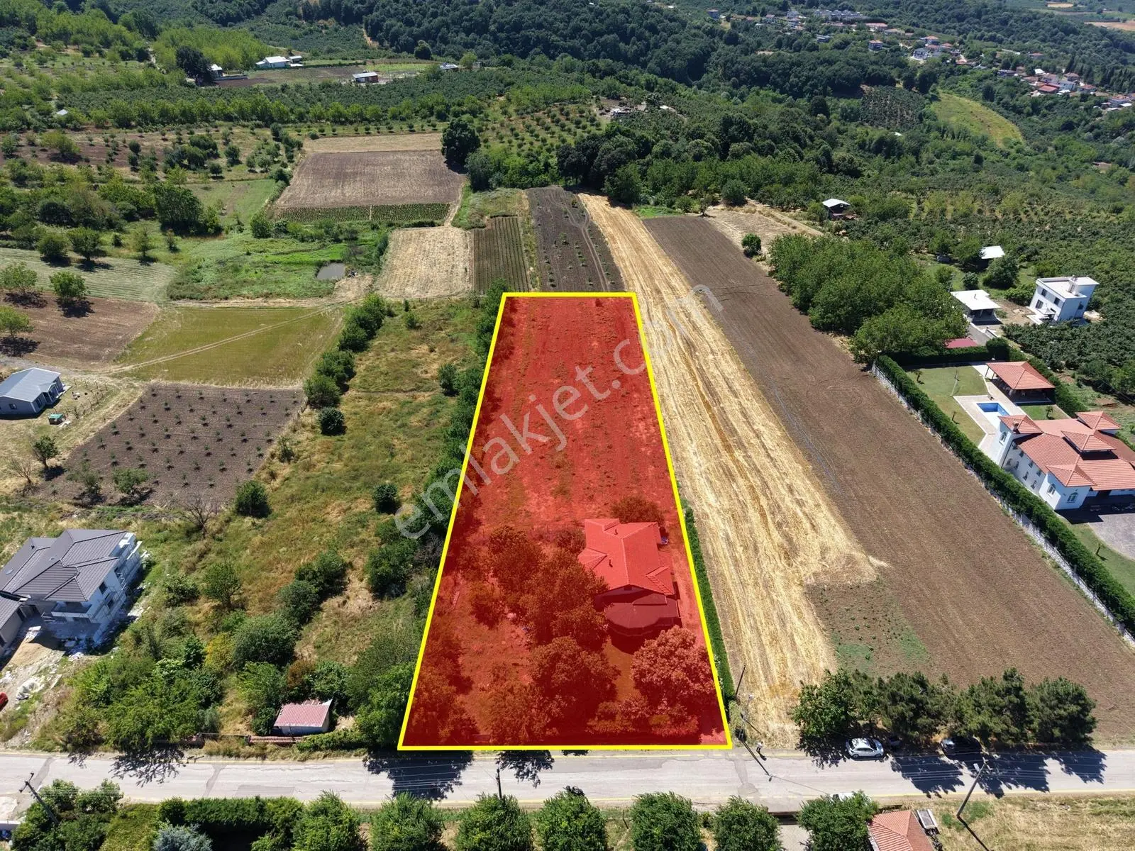 Emlakevim - Serdivan Çubuklu Mh. 4.783 M2 Arsa + Müstakil Ev - Görsel 2