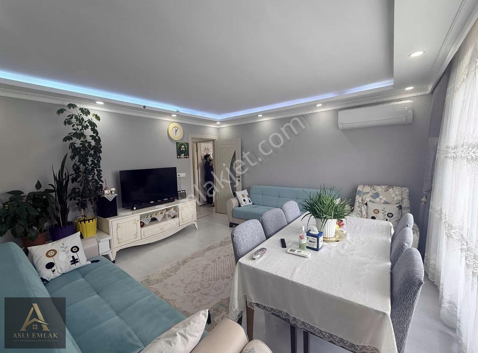 Aslı Emlak'tan Zübeyde Hanım Mah. Satılık 2+1 Arakat Daire