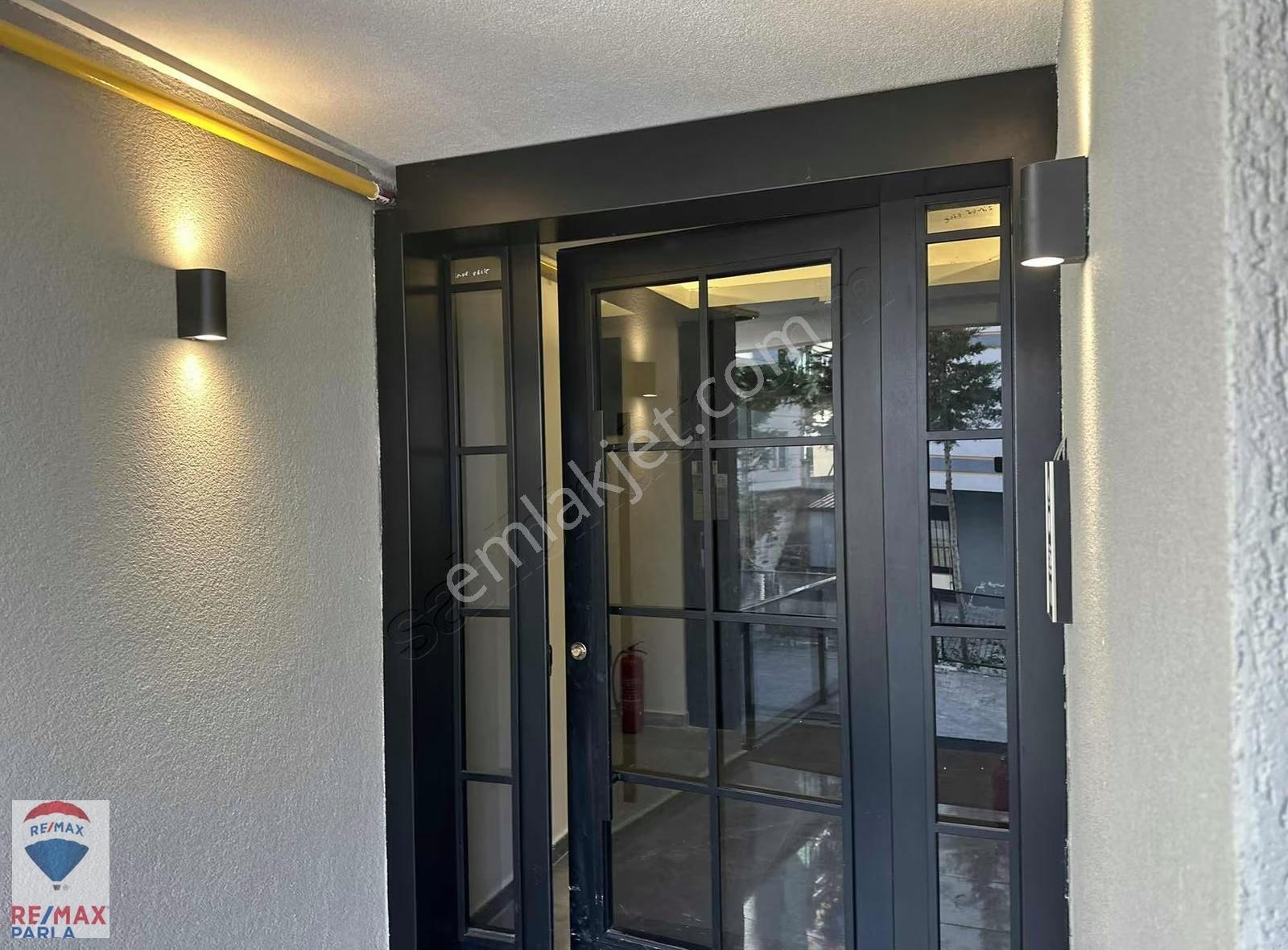 Atakum 19 Mayıs Bulvarına Emsalsiz Büyüklükte Satılık 1+1 Daire - Görsel 32