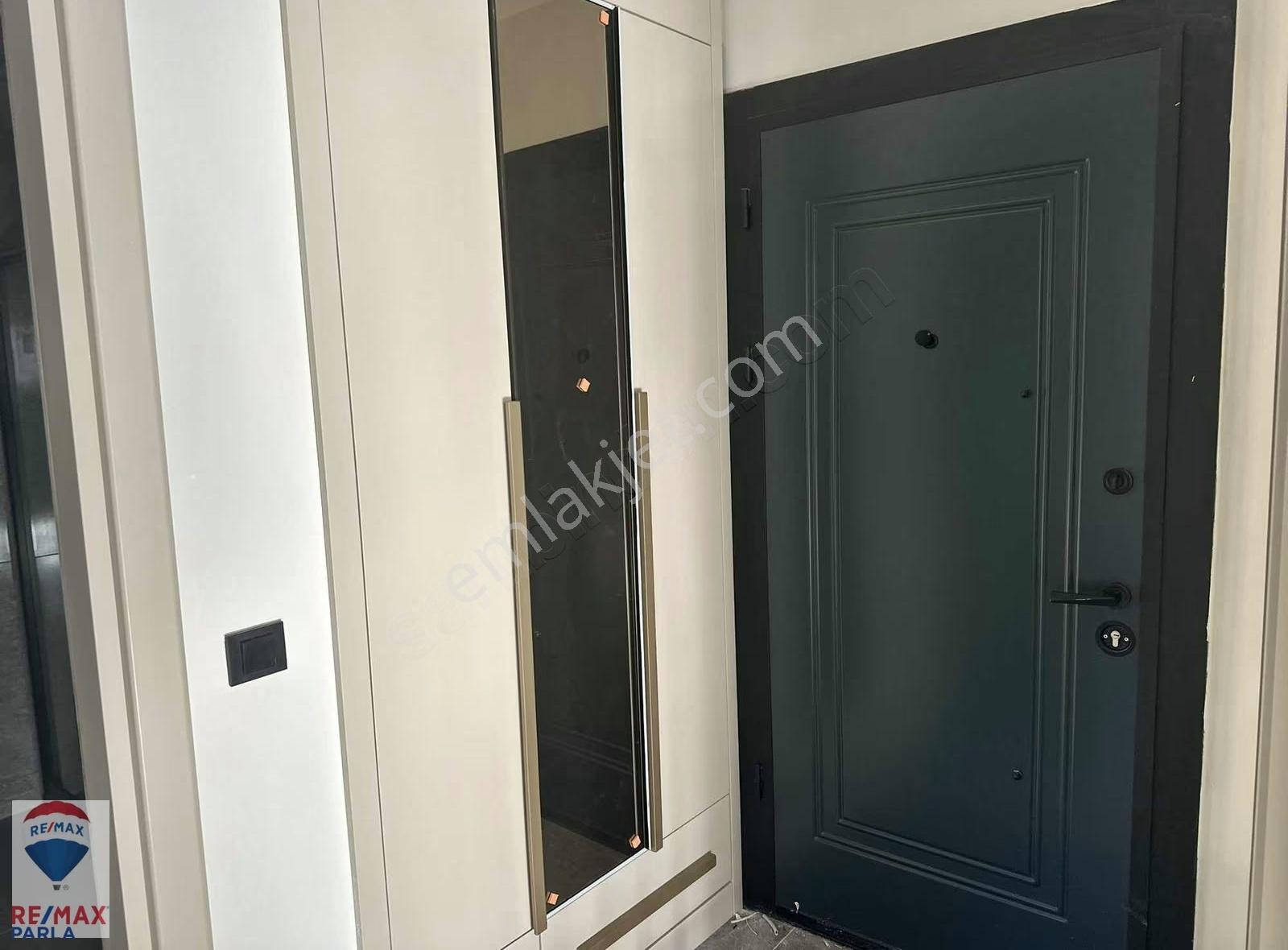 Atakum 19 Mayıs Bulvarına Emsalsiz Büyüklükte Satılık 1+1 Daire - Görsel 18