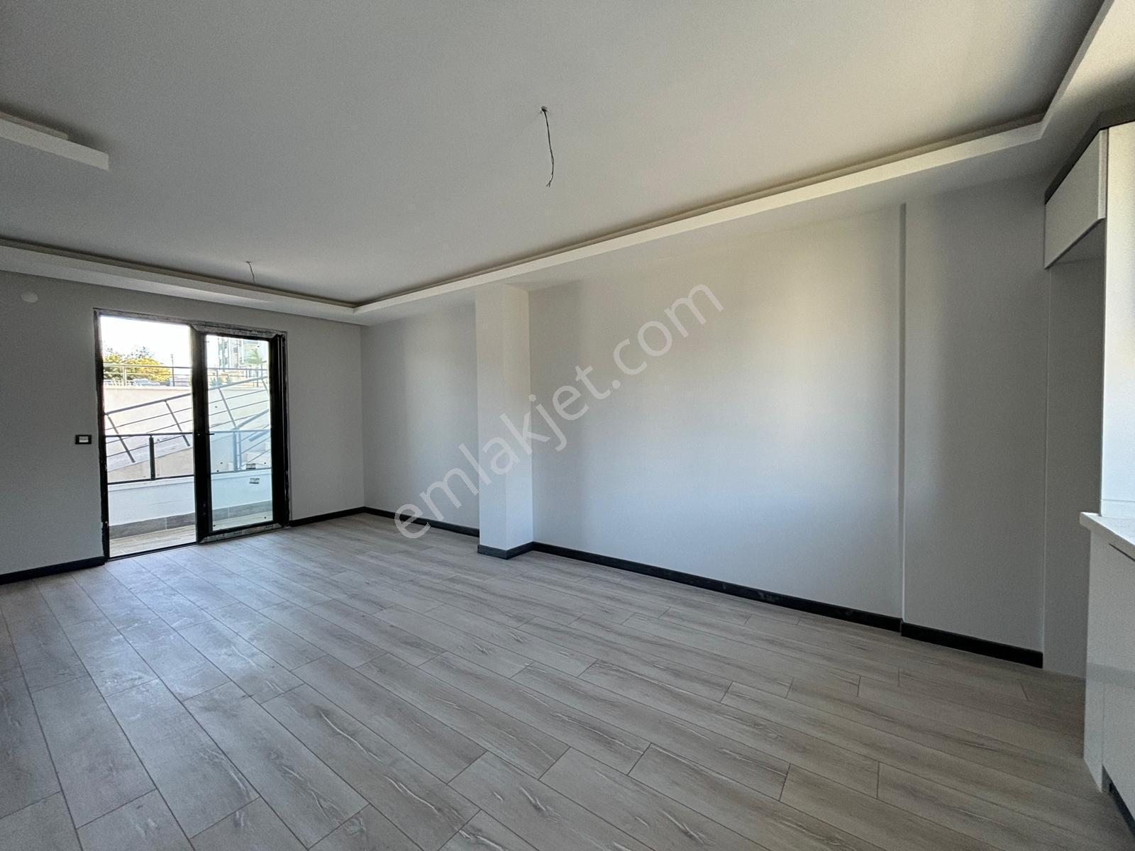 Remax Rahşan Çam'dan Tramvaya Durağına Yakın Geniş 2+1 Daire - Görsel 31