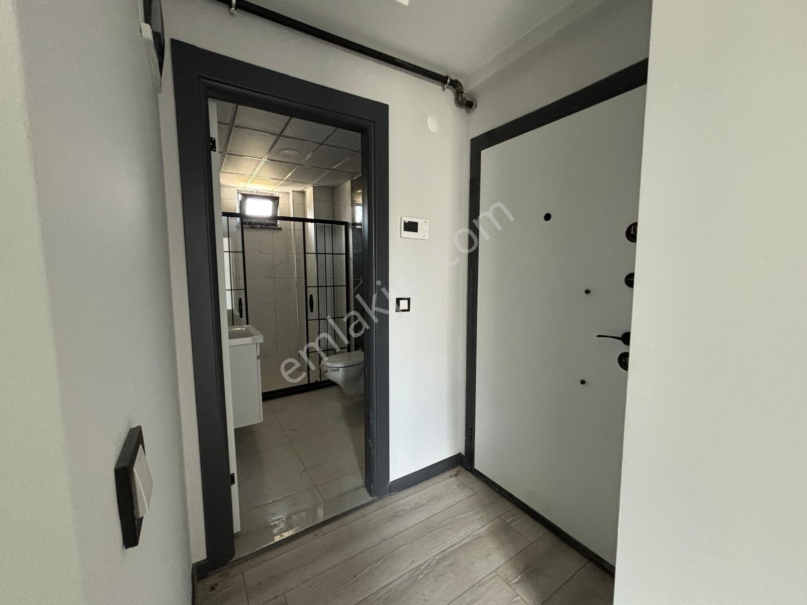 Remax Rahşan Çam'dan Tramvaya Durağına Yakın Geniş 2+1 Daire - Görsel 22