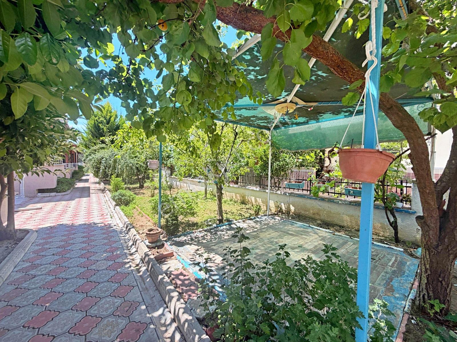 Güre Akçay Arası Oturmuş Site İçerisinde Müstakil Yaşam 2+1 İkiz - Görsel 25
