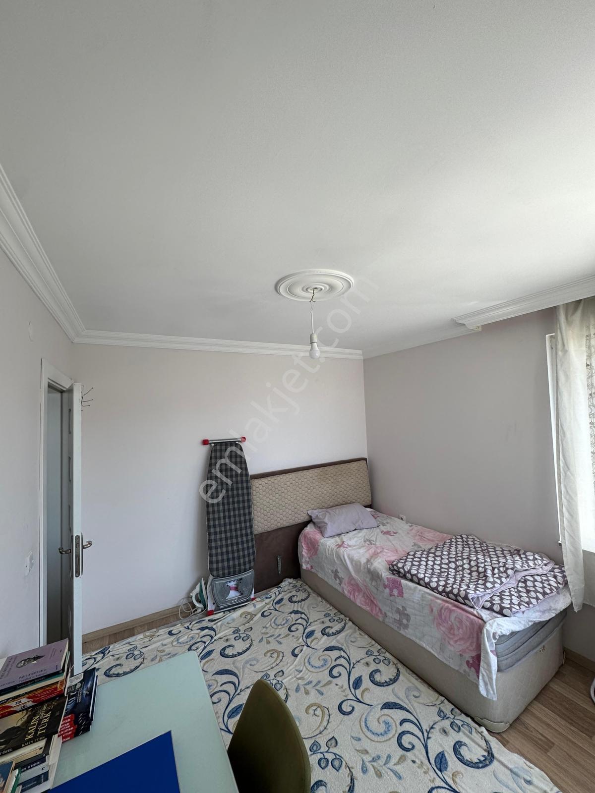 Van / İpekyolu Zübeyde Hanım Caddesinde Satılık 1+1 Eşyalı Daire - Görsel 2