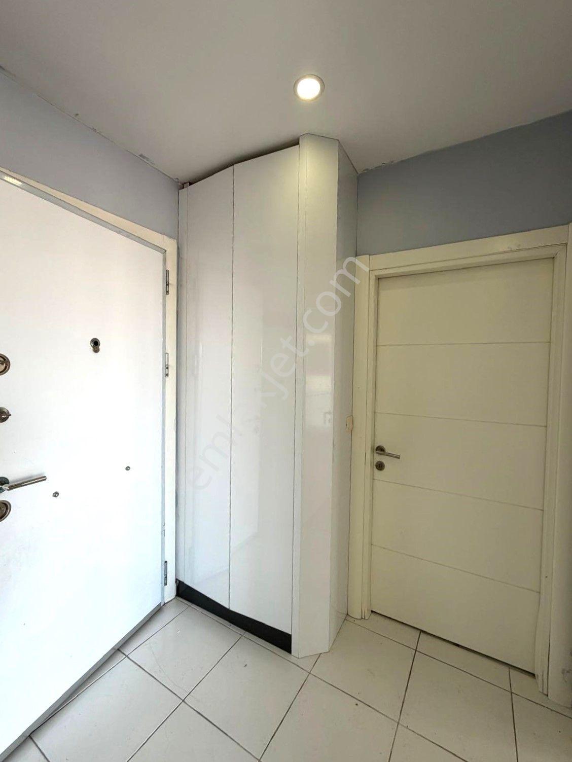Esenyurt Yeşilkent Mahallesinde Cadde Üzeri 1+1 Satılık Daire - Görsel 13