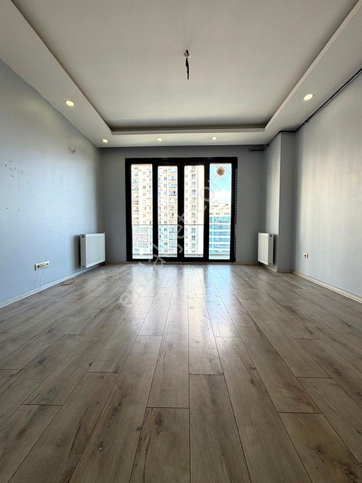 Esenyurt Yeşilkent Mahallesinde Cadde Üzeri 1+1 Satılık Daire - Görsel 8