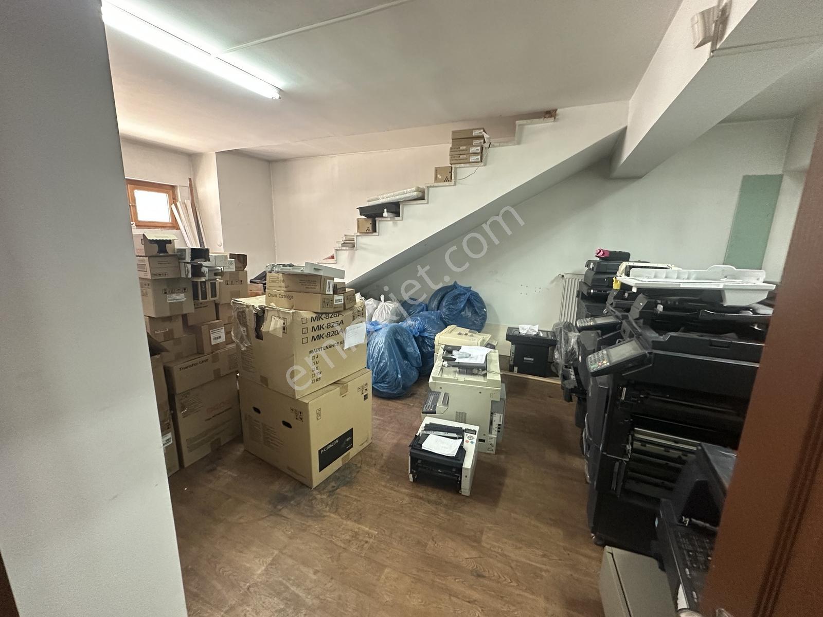 Cevizliderede Prestijli Konumda Satılık 300 M² Kurumsal Ofis - Görsel 6