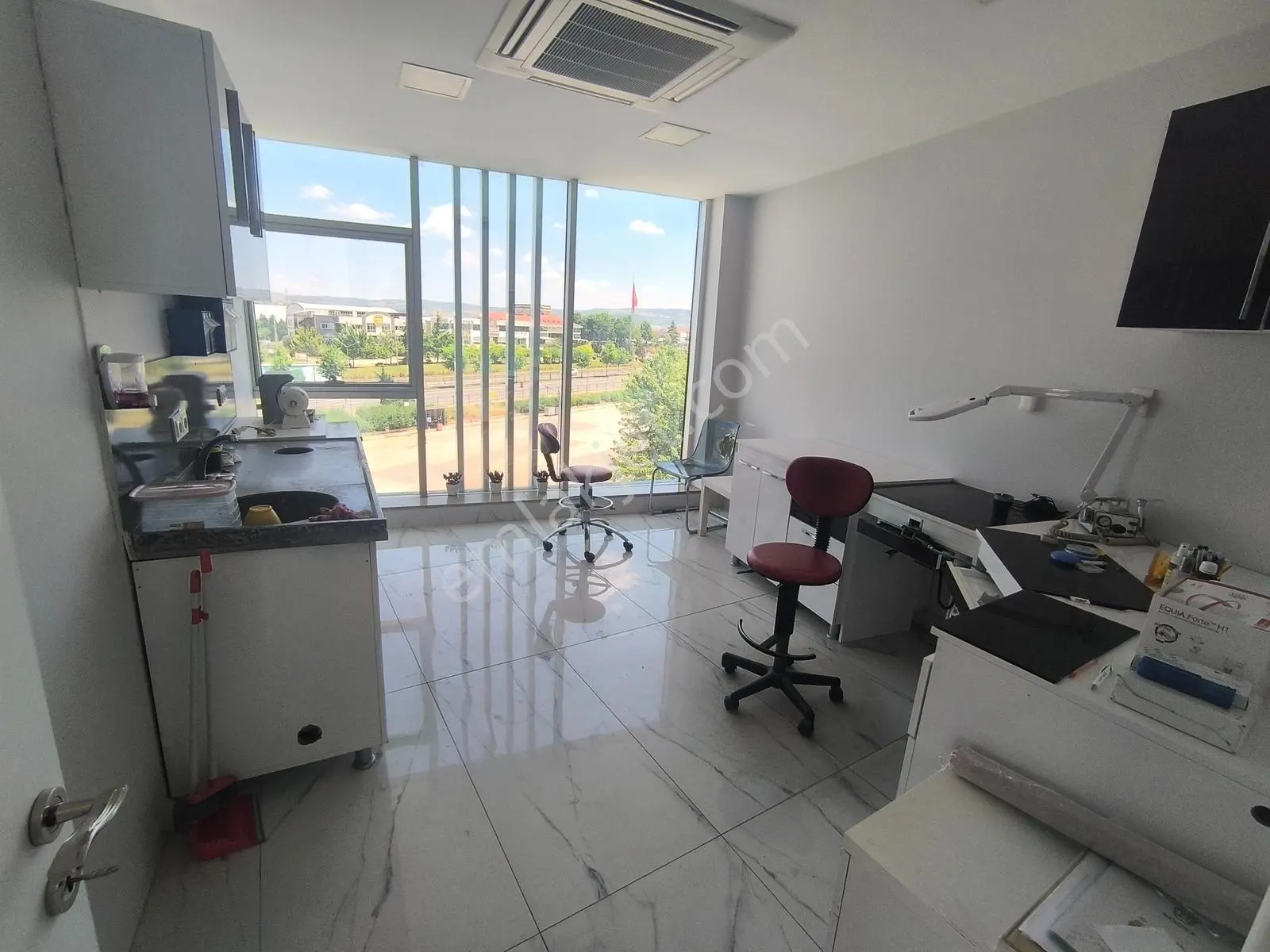 Kariyer'den Şimşek Plaza İş Merkezin'de 165 M² İçi Yapılı Ofis - Görsel 31