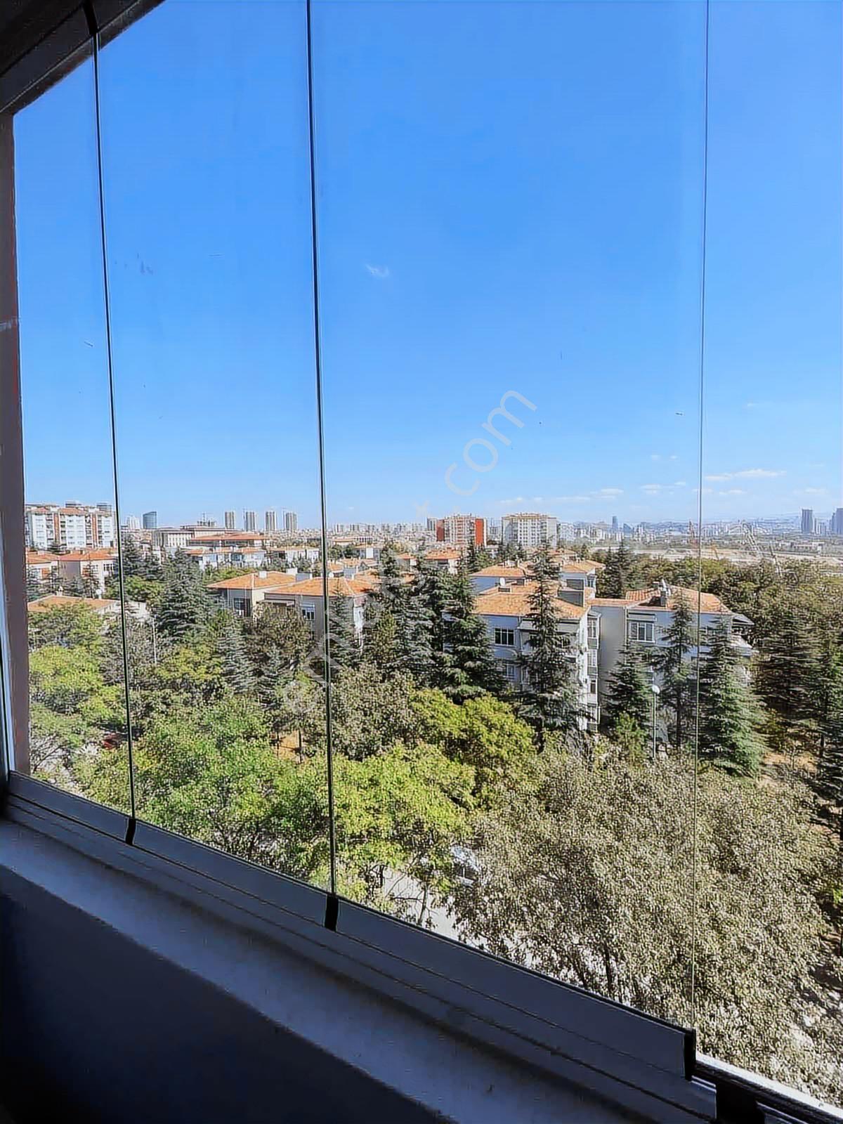 Yeniadliye Yanı Metro Karşısı Eşyalı Masrafsız Kiralık 1+1 - Görsel 8