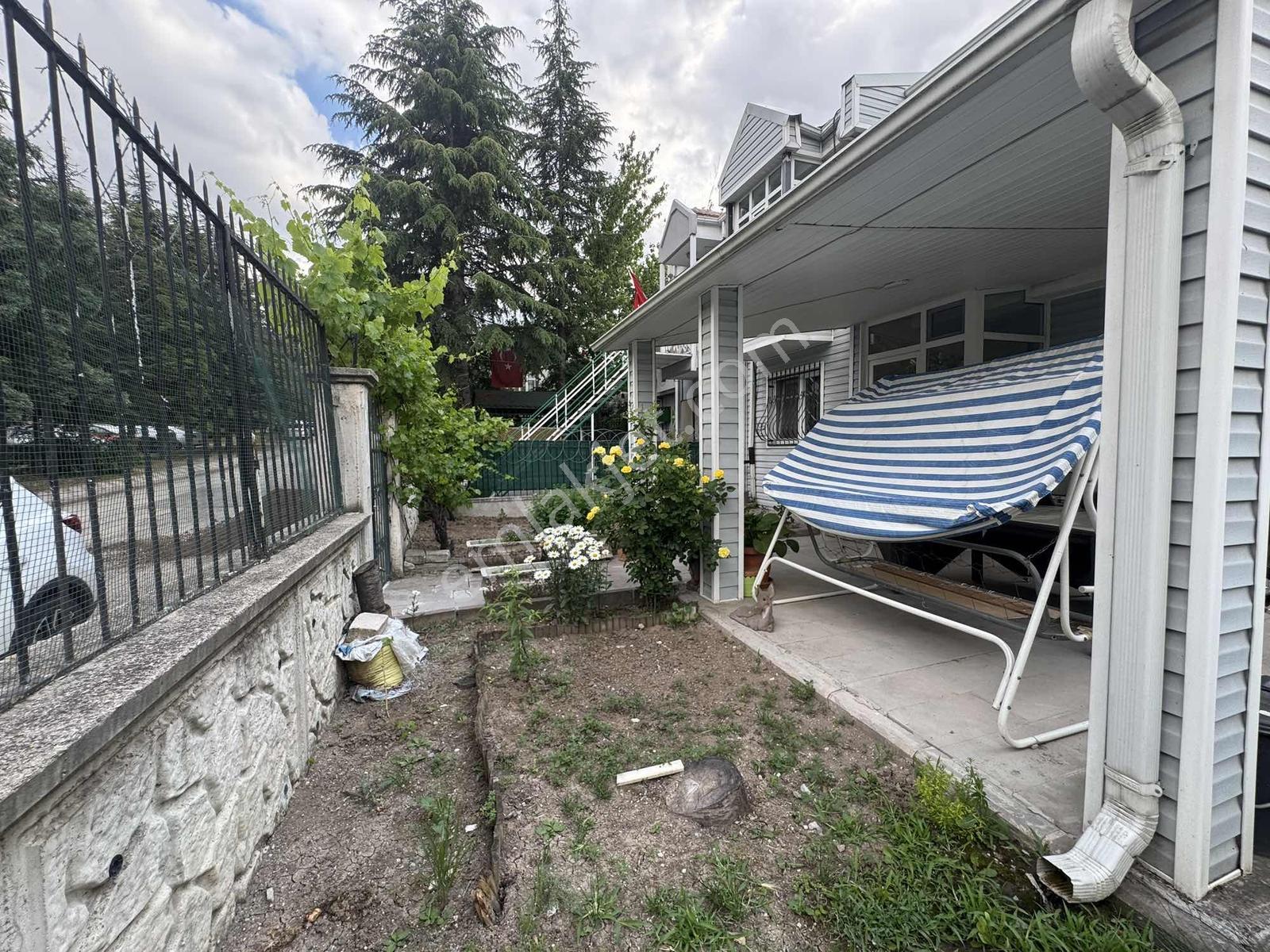 Elvankent Banka Bloklarında 4+1 Müstakil Geniş Bahçeli Villa - Görsel 29