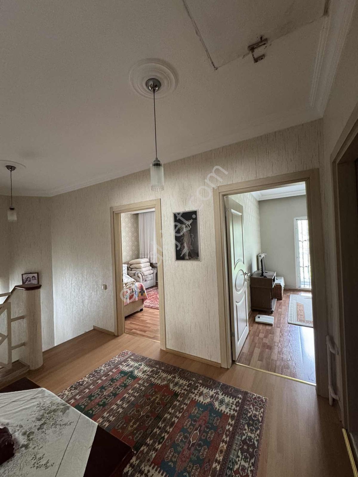 Elvankent Banka Bloklarında 4+1 Müstakil Geniş Bahçeli Villa - Görsel 14